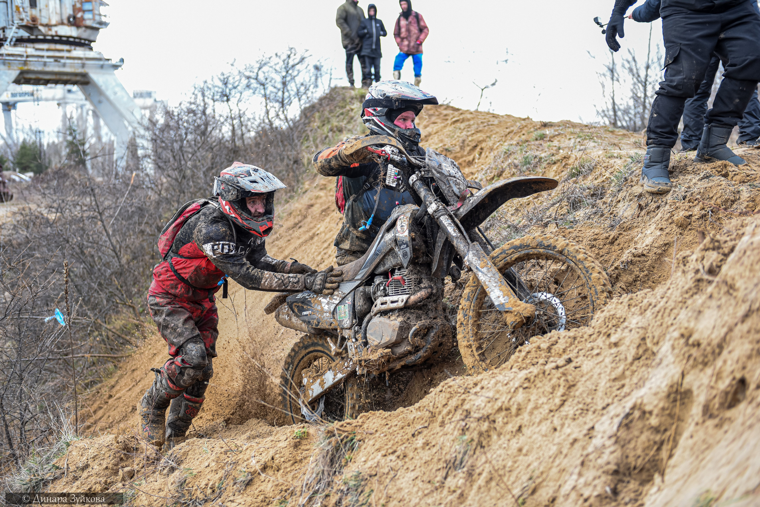 На Местности. 1 этап. Мотофотограф в Нижнем Новгороде Динара Зуйкова