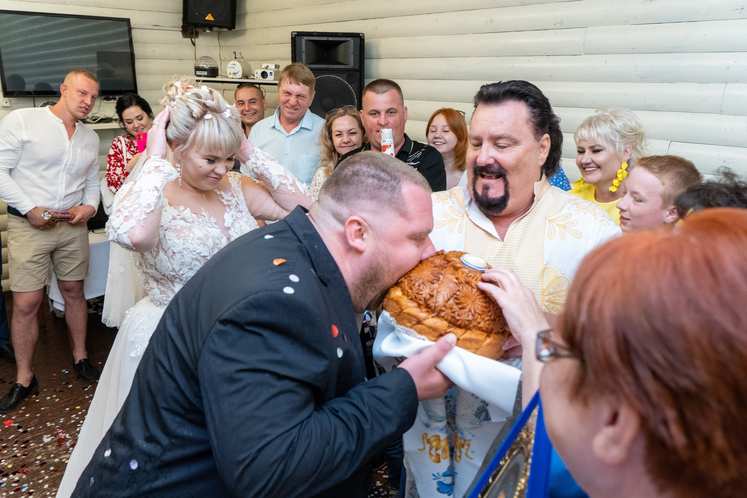 Ира и Дима. День свадьбы. Репортажный и интерьерный фотограф Александра Солдатова