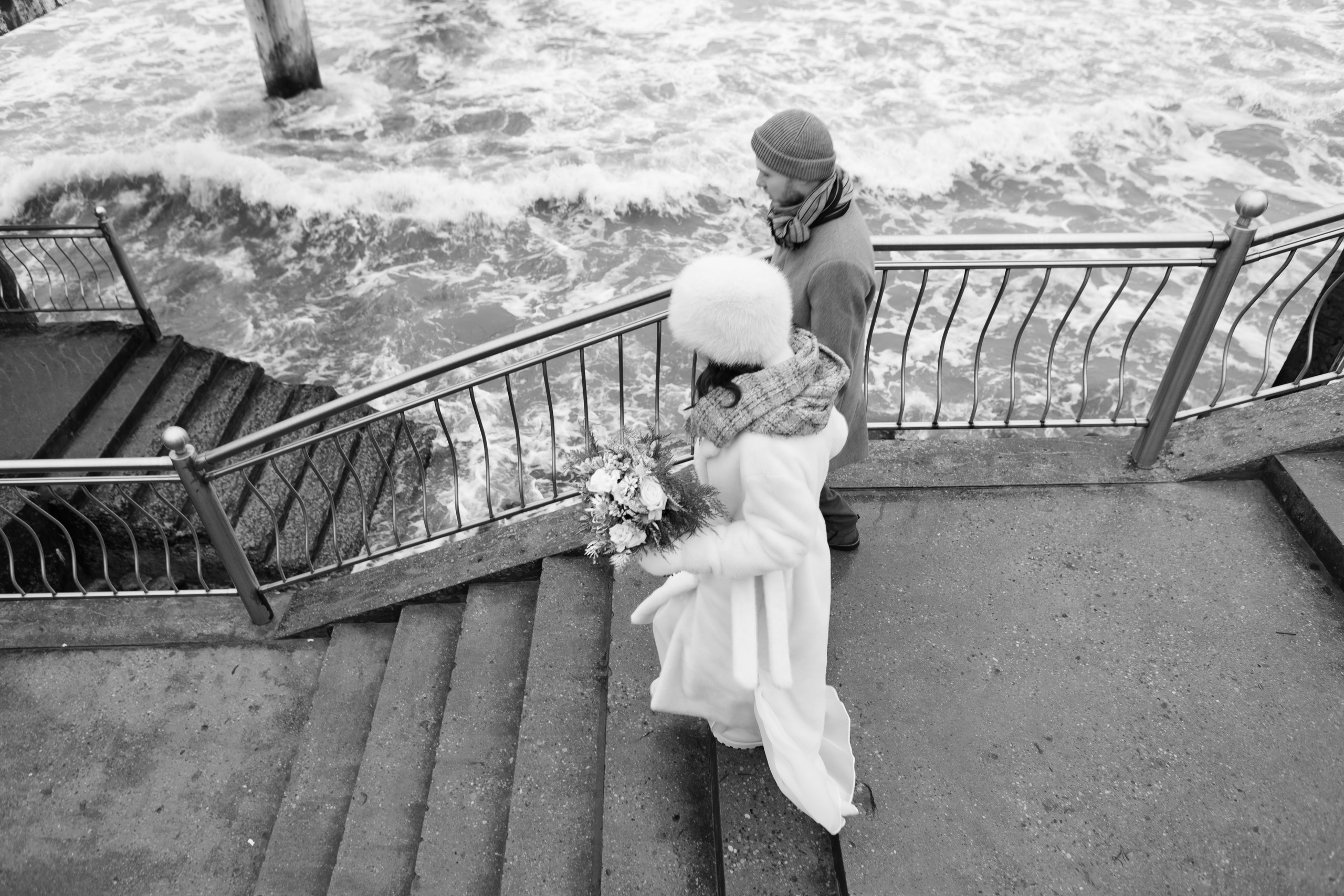 Свадебная фотосессия зимой. Свадебный фотограф Калининград
