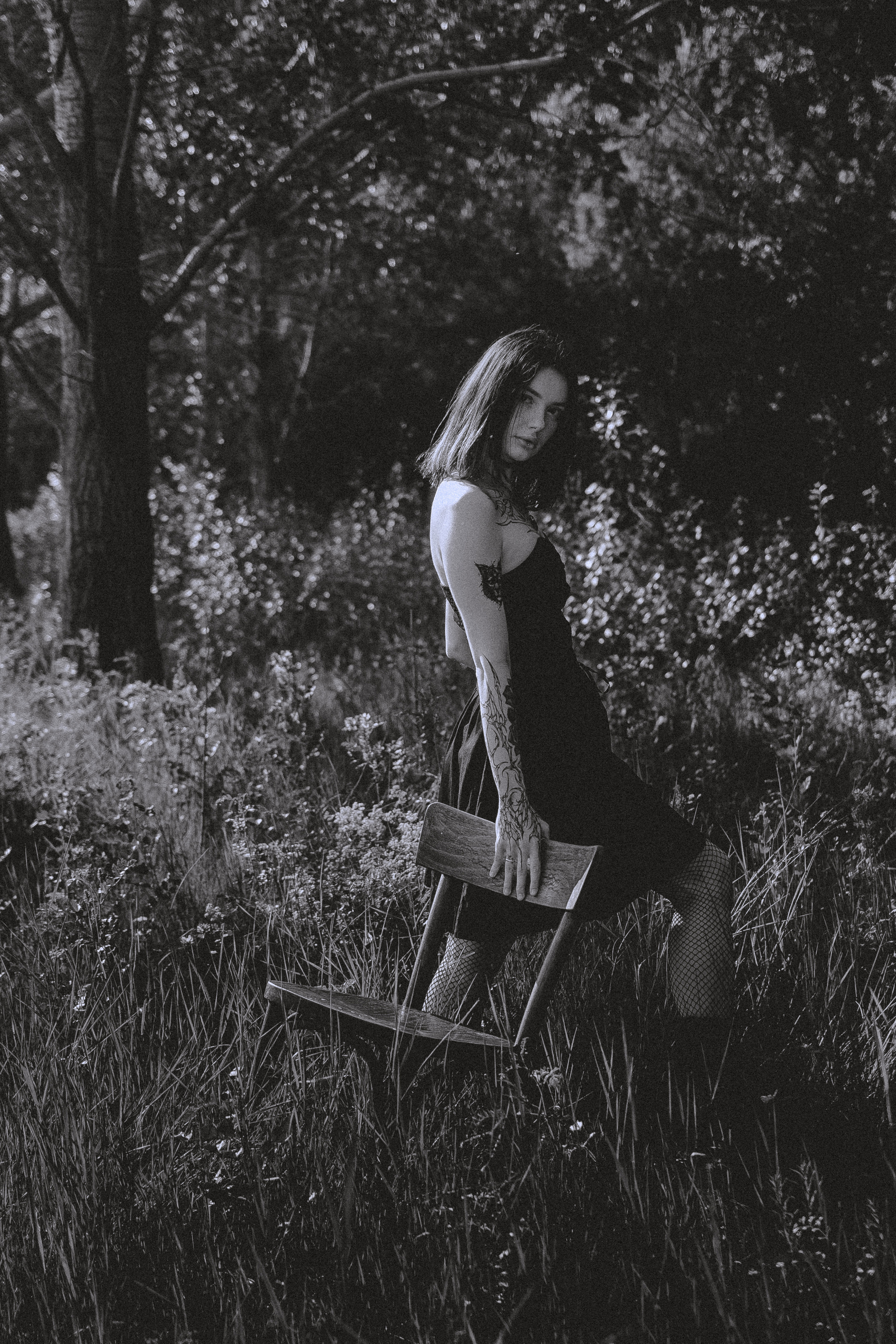 Катя — фотосессия в лесу. Фотографирую пары и индивидуальные съемки в Алматы Шунько Ирина