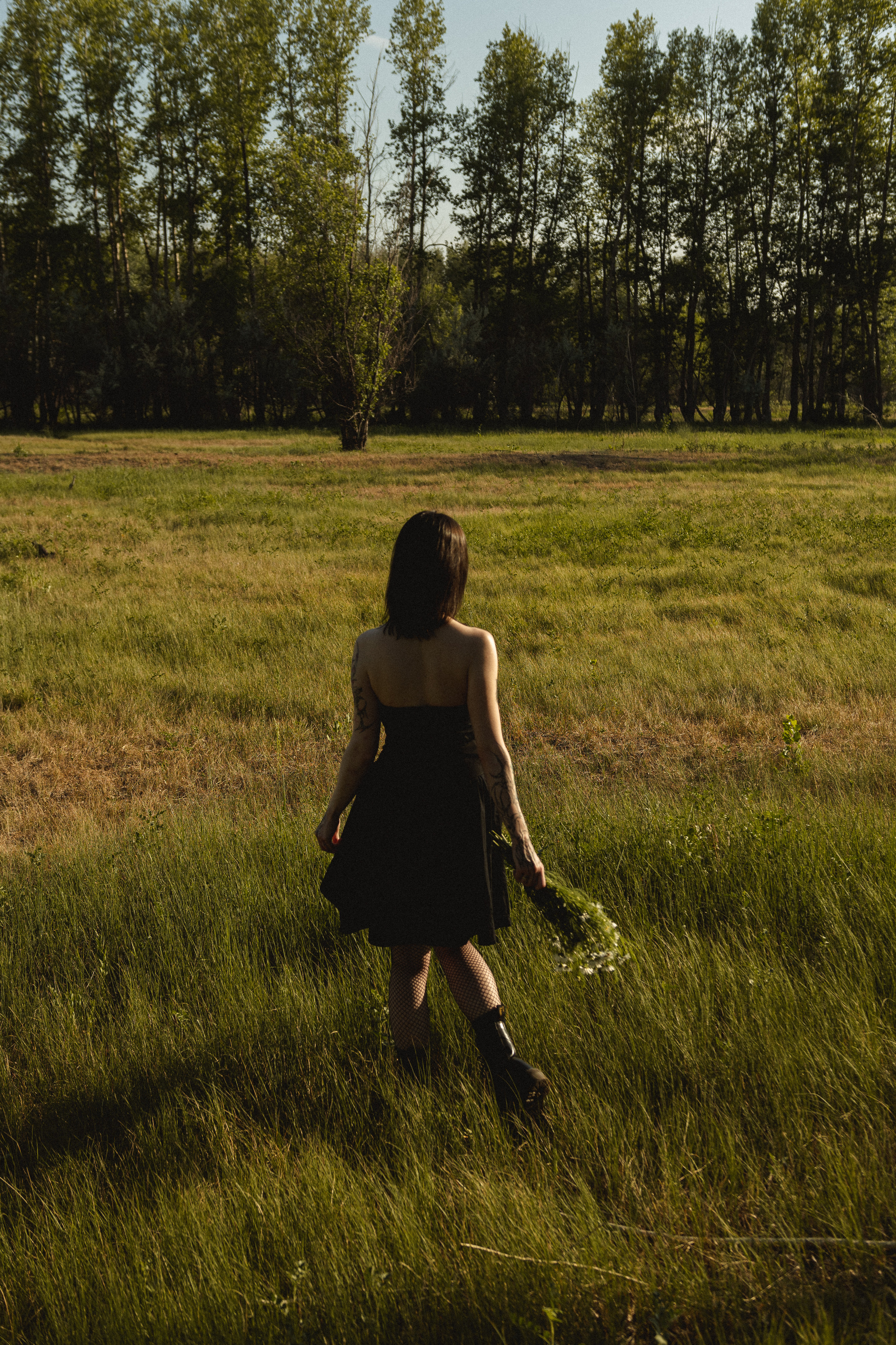 Катя — фотосессия в лесу. Фотографирую пары и индивидуальные съемки в Алматы Шунько Ирина