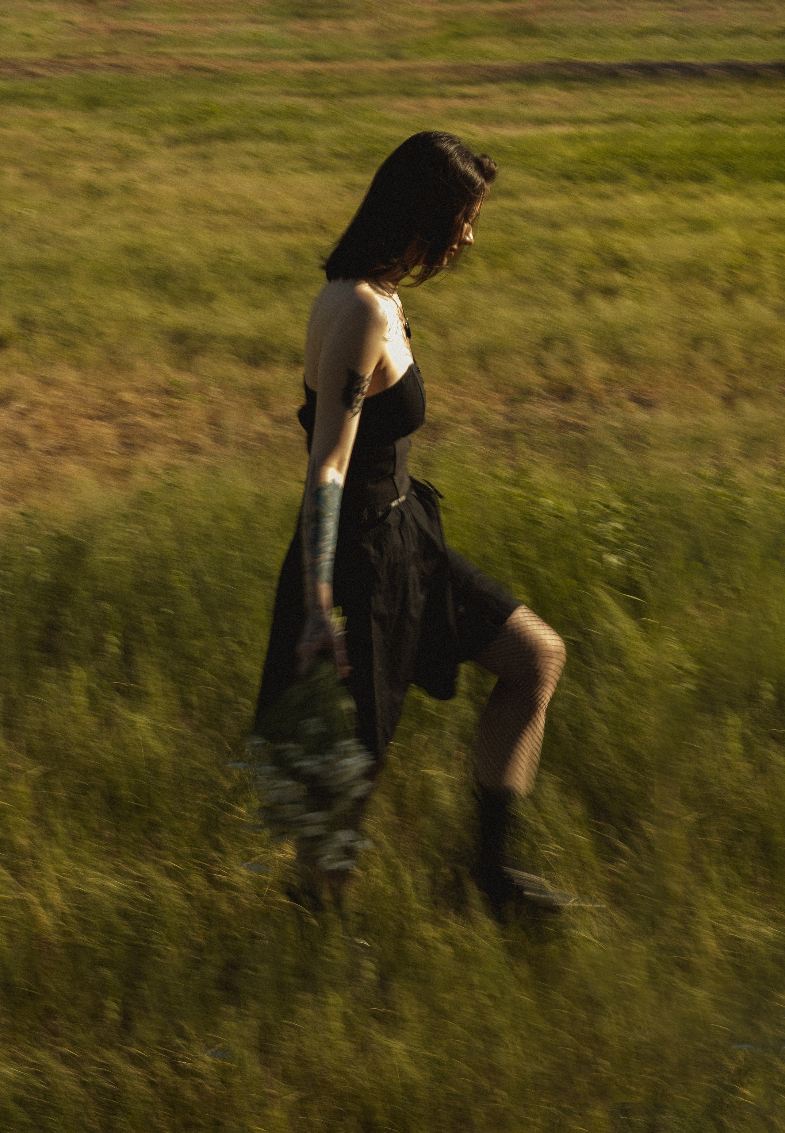 Катя — фотосессия в лесу. Фотографирую пары и индивидуальные съемки в Алматы Шунько Ирина