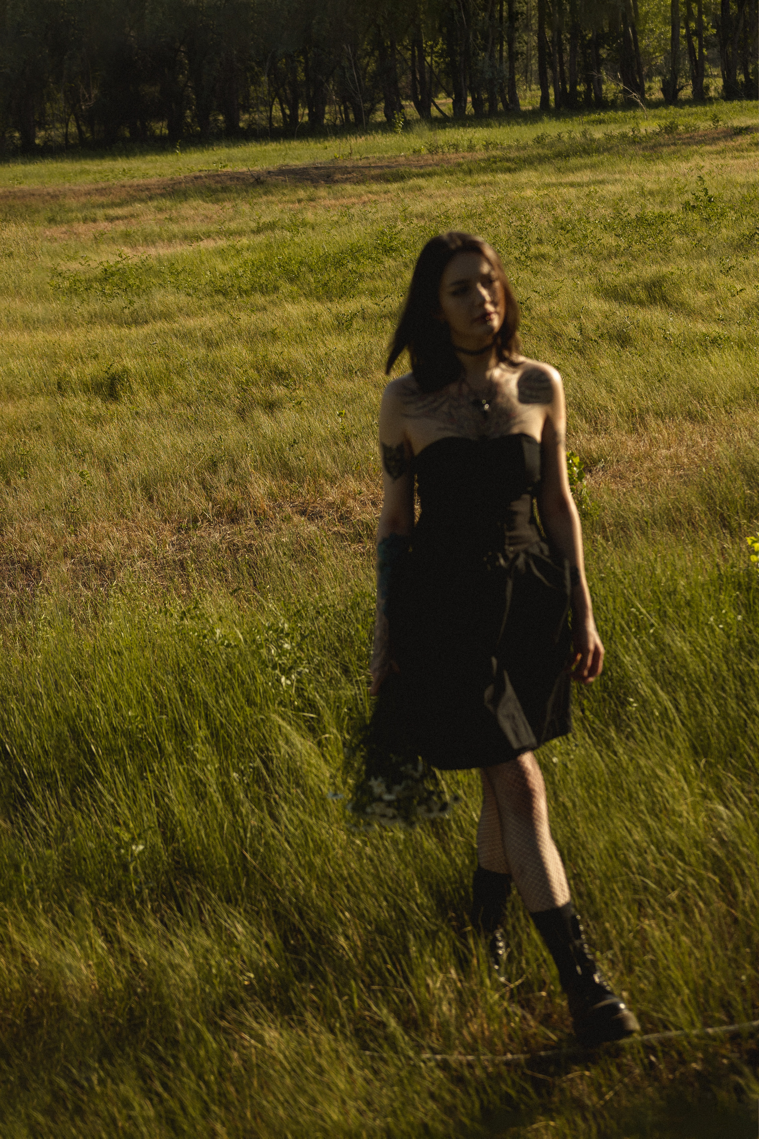 Катя — фотосессия в лесу. Фотографирую пары и индивидуальные съемки в Алматы Шунько Ирина