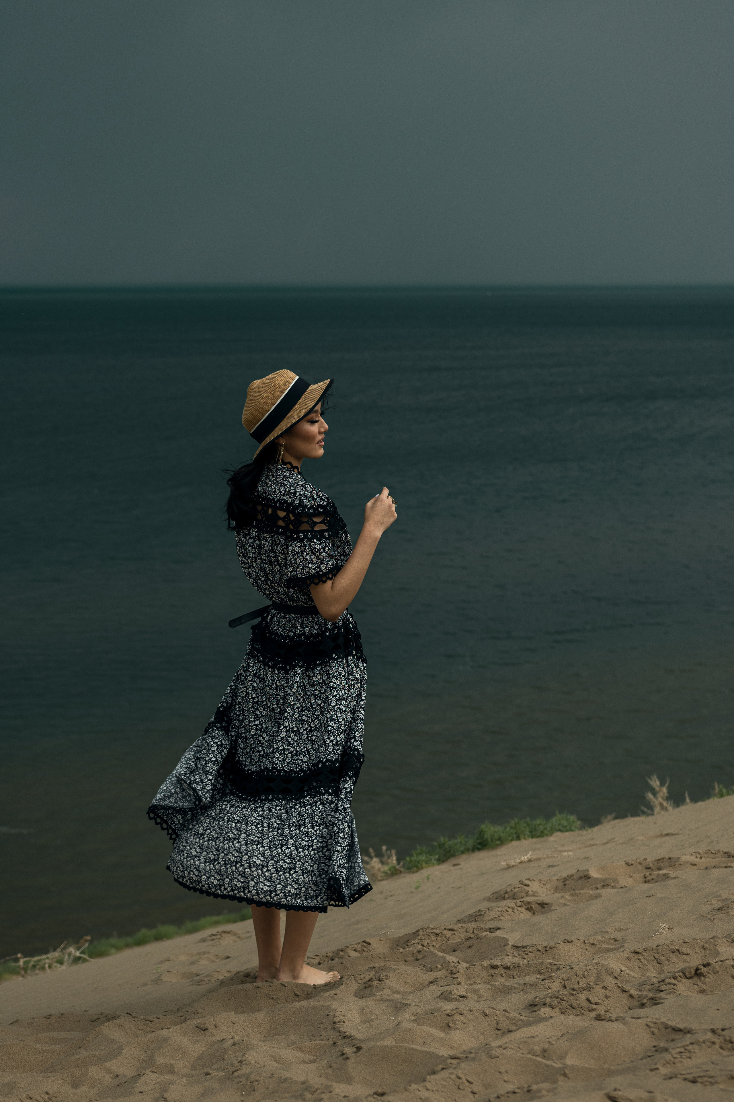 Фотосессия для магазина одежды Aila Town. Фотографирую пары и индивидуальные съемки в Алматы Шунько Ирина