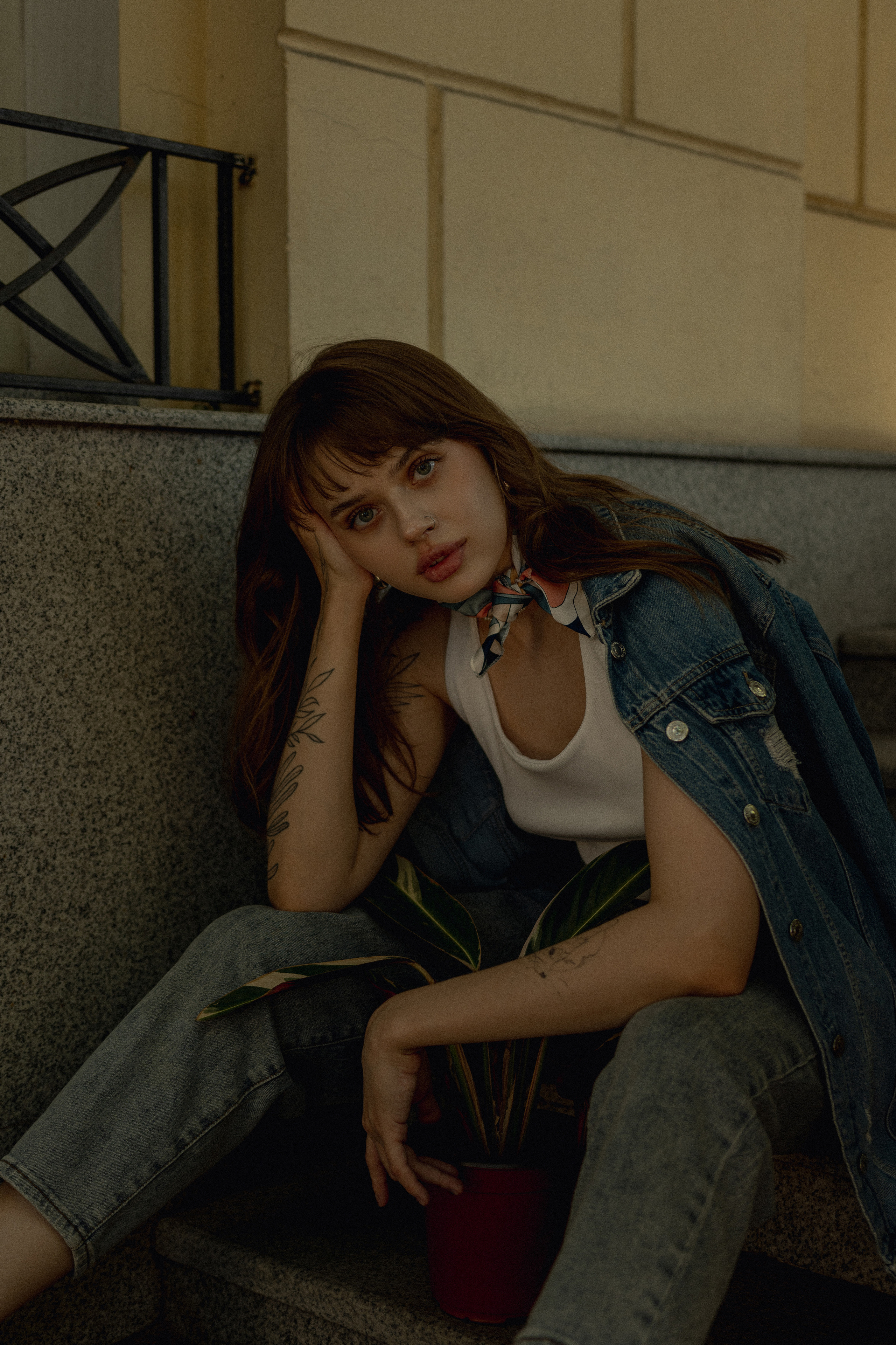 Фотосессия Ани с цветком. Фотографирую пары и индивидуальные съемки в Алматы Шунько Ирина