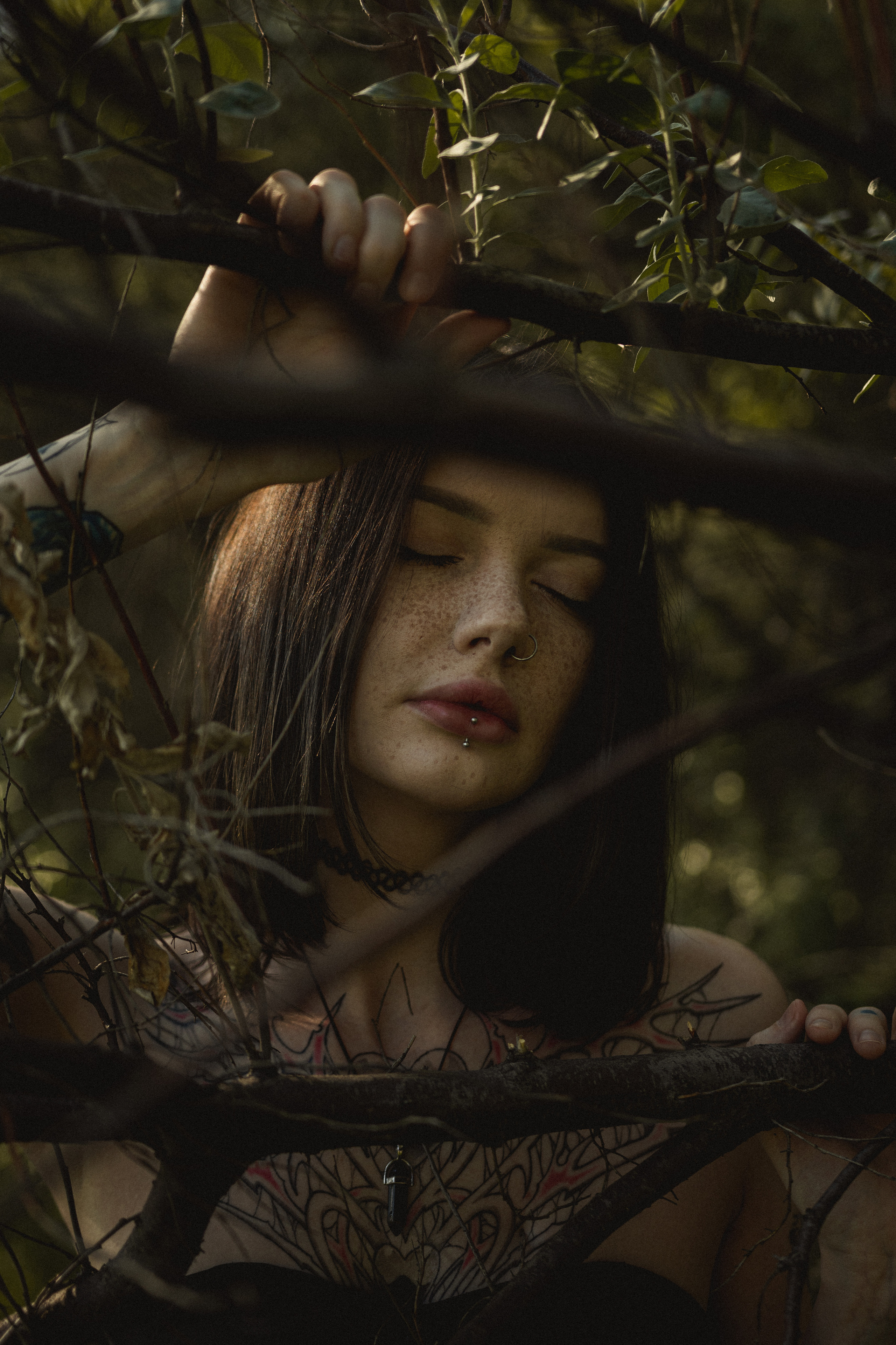 Катя — фотосессия в лесу. Фотографирую пары и индивидуальные съемки в Алматы Шунько Ирина