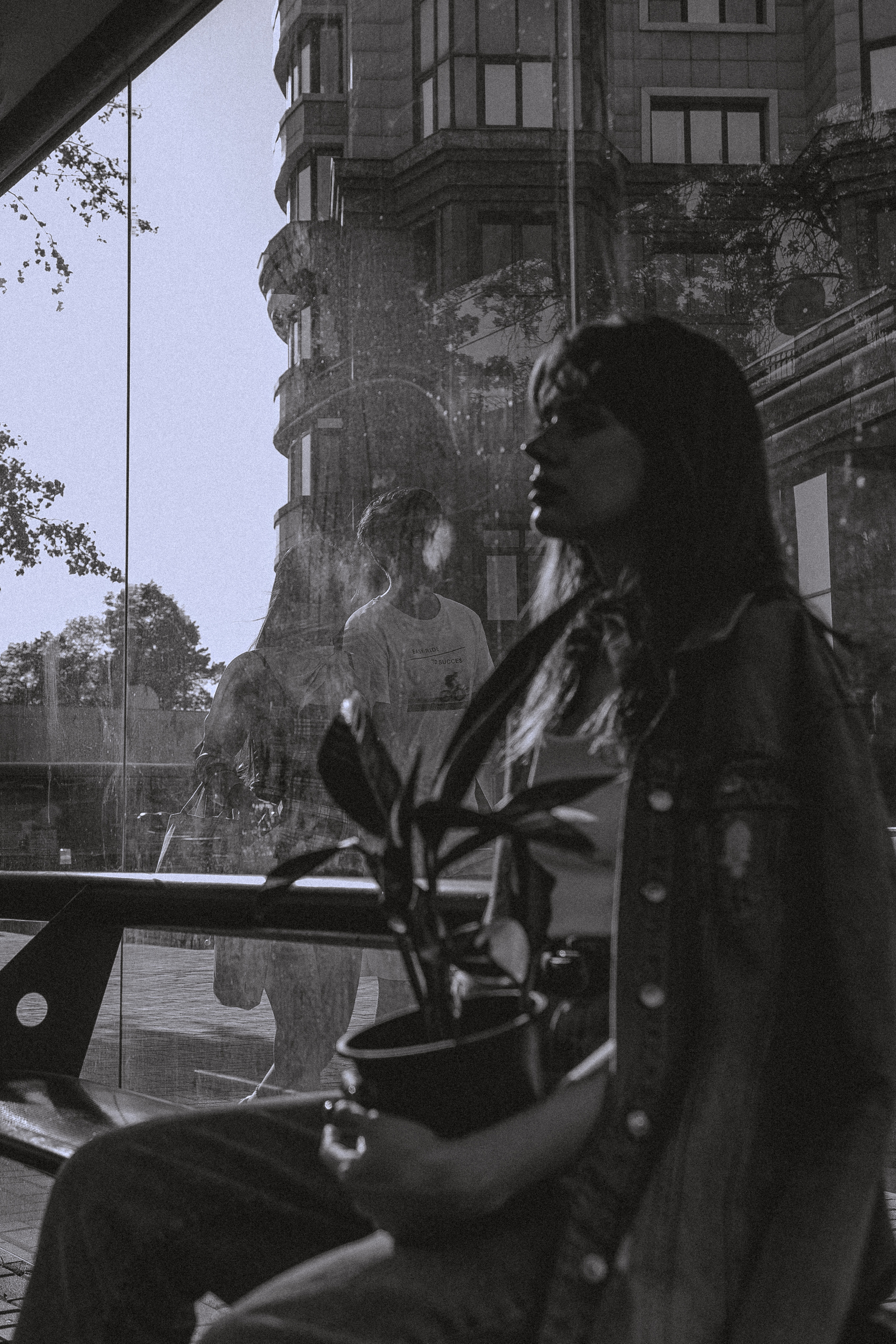 Фотосессия Ани с цветком. Фотографирую пары и индивидуальные съемки в Алматы Шунько Ирина