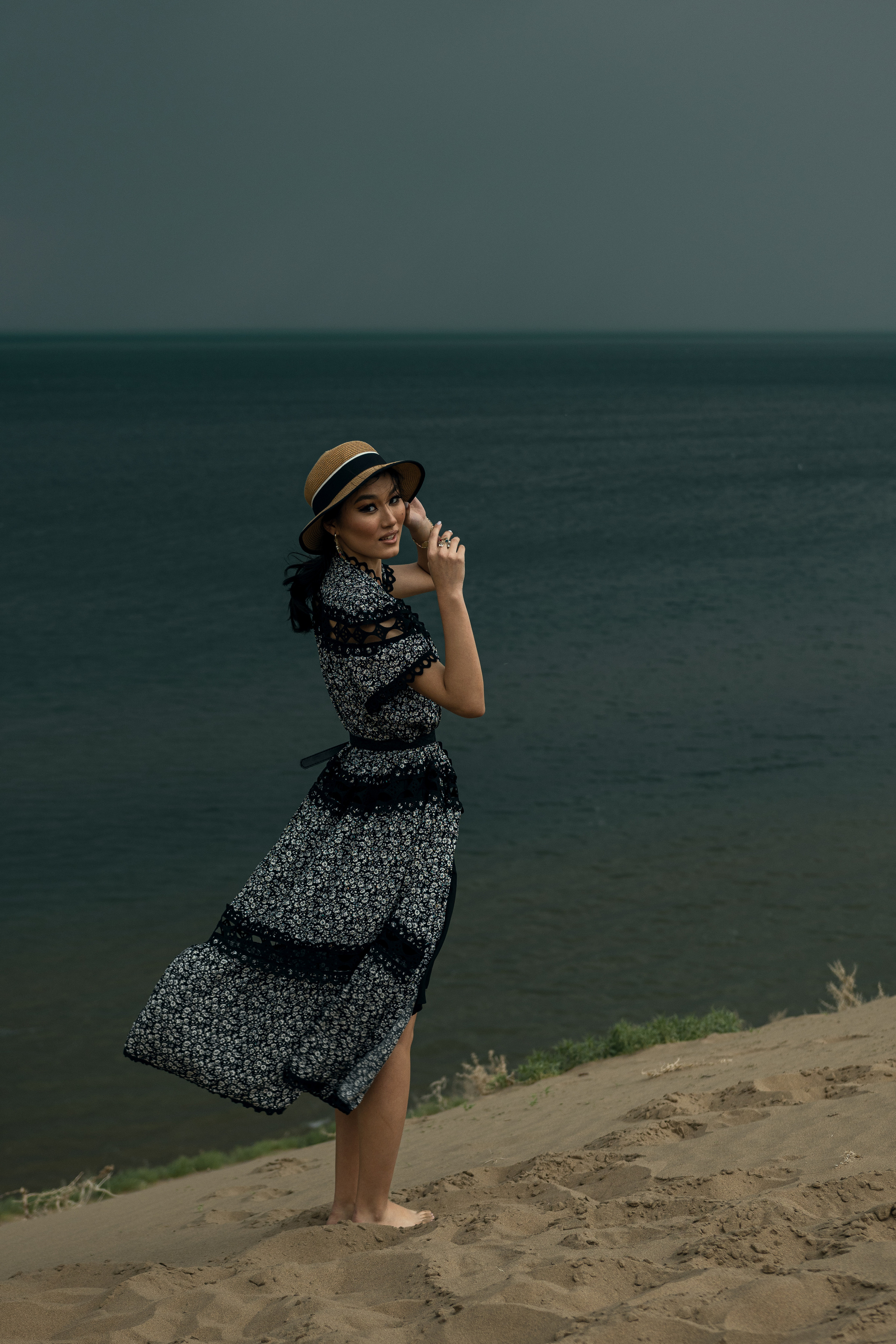 Фотосессия для магазина одежды Aila Town. Фотографирую пары и индивидуальные съемки в Алматы Шунько Ирина