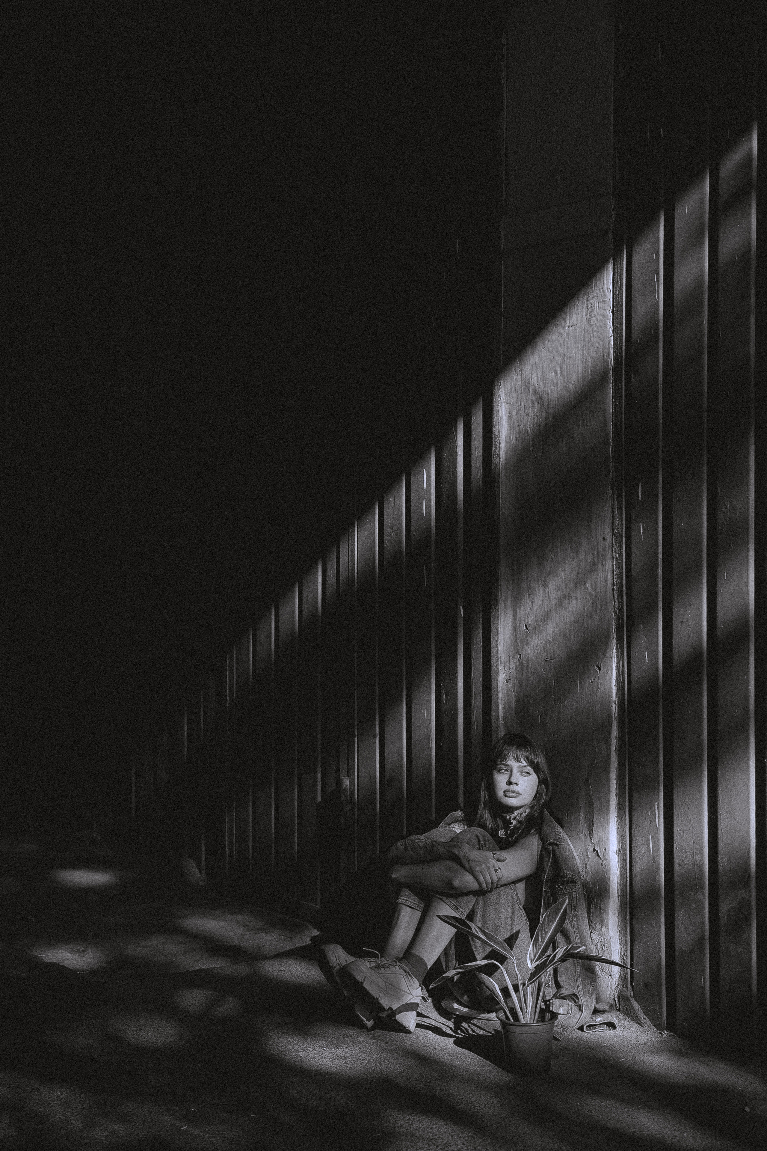 Фотосессия Ани с цветком. Фотографирую пары и индивидуальные съемки в Алматы Шунько Ирина