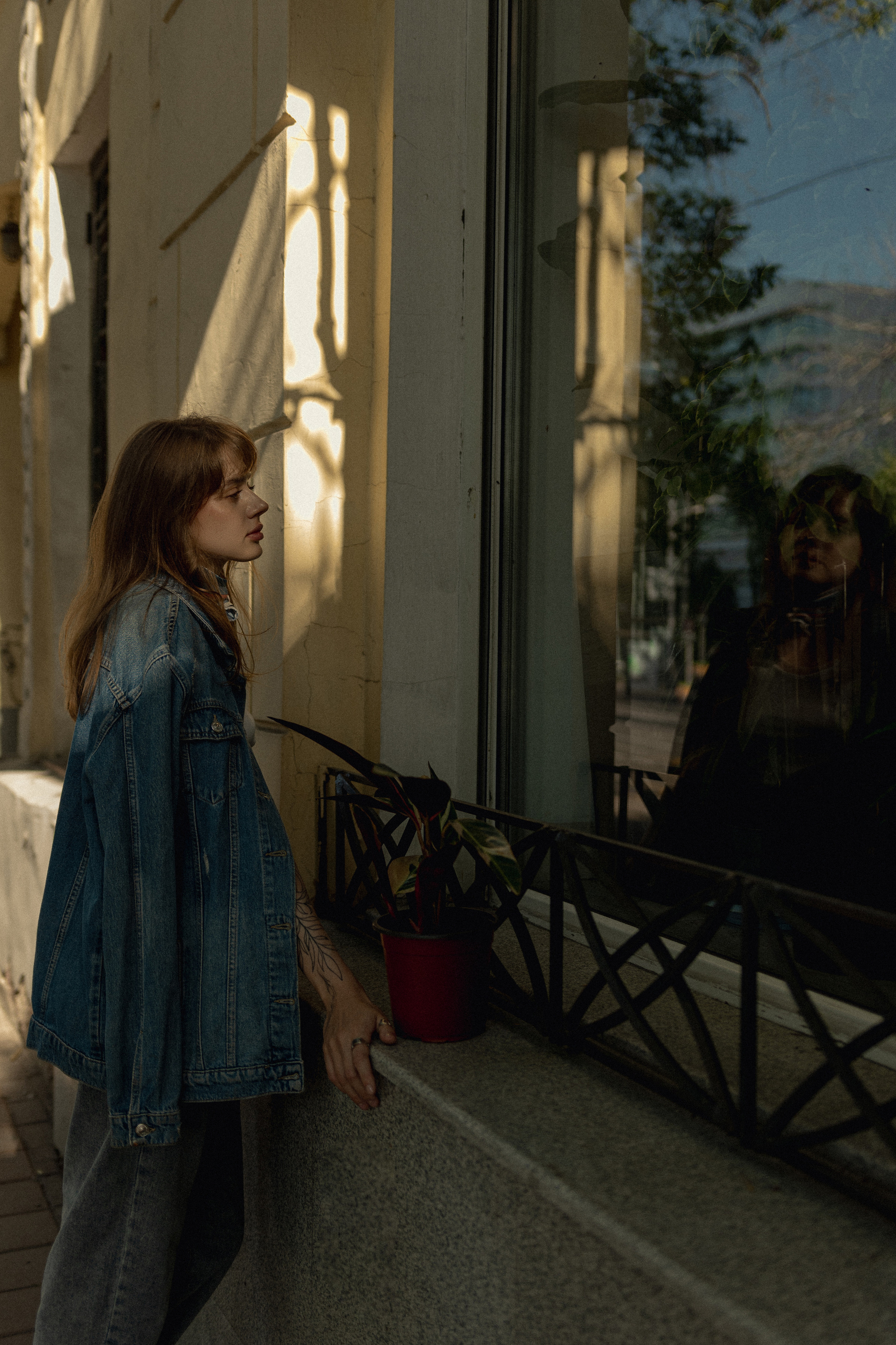 Фотосессия Ани с цветком. Фотографирую пары и индивидуальные съемки в Алматы Шунько Ирина