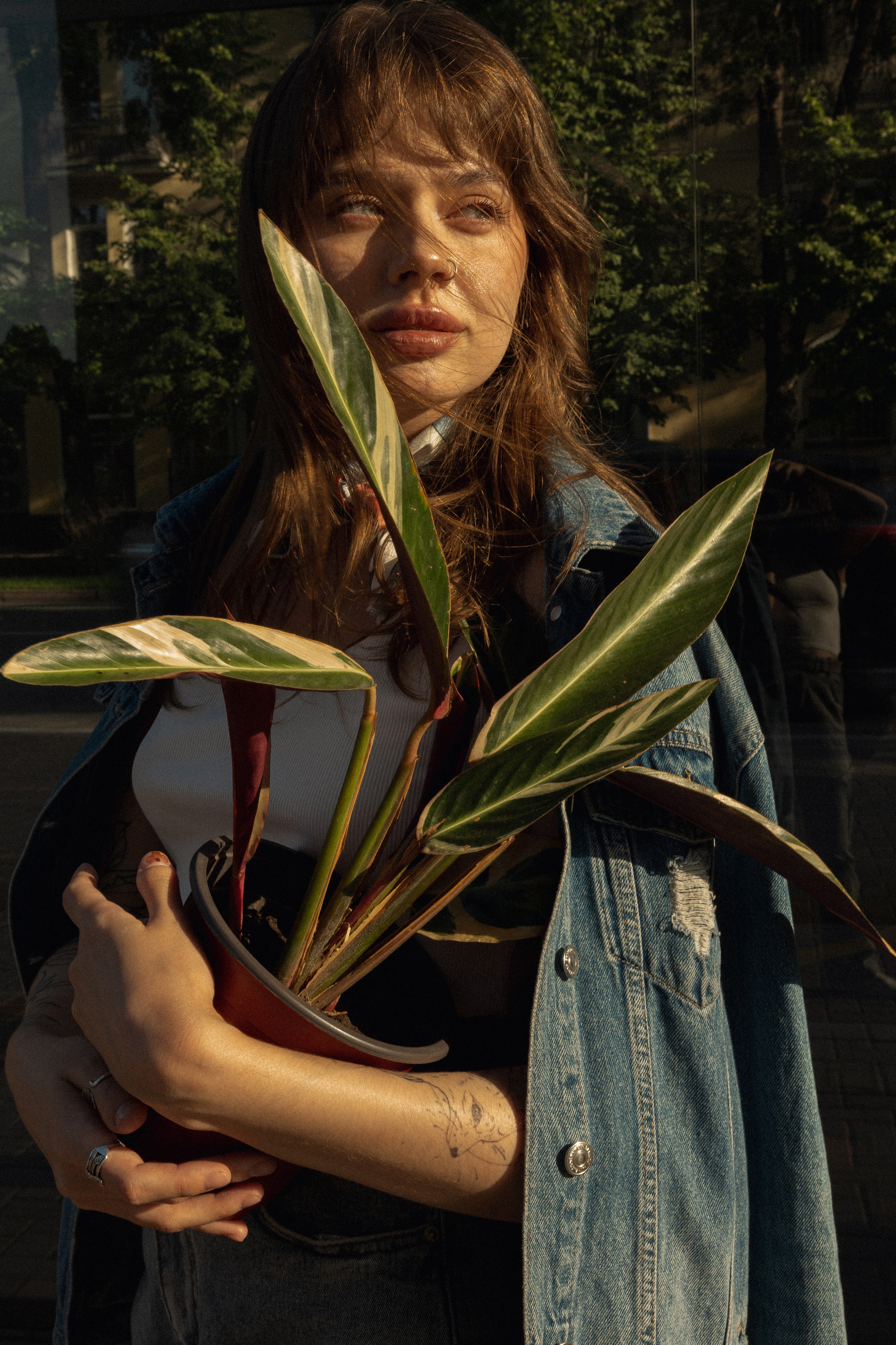 Фотосессия Ани с цветком. Фотографирую пары и индивидуальные съемки в Алматы Шунько Ирина