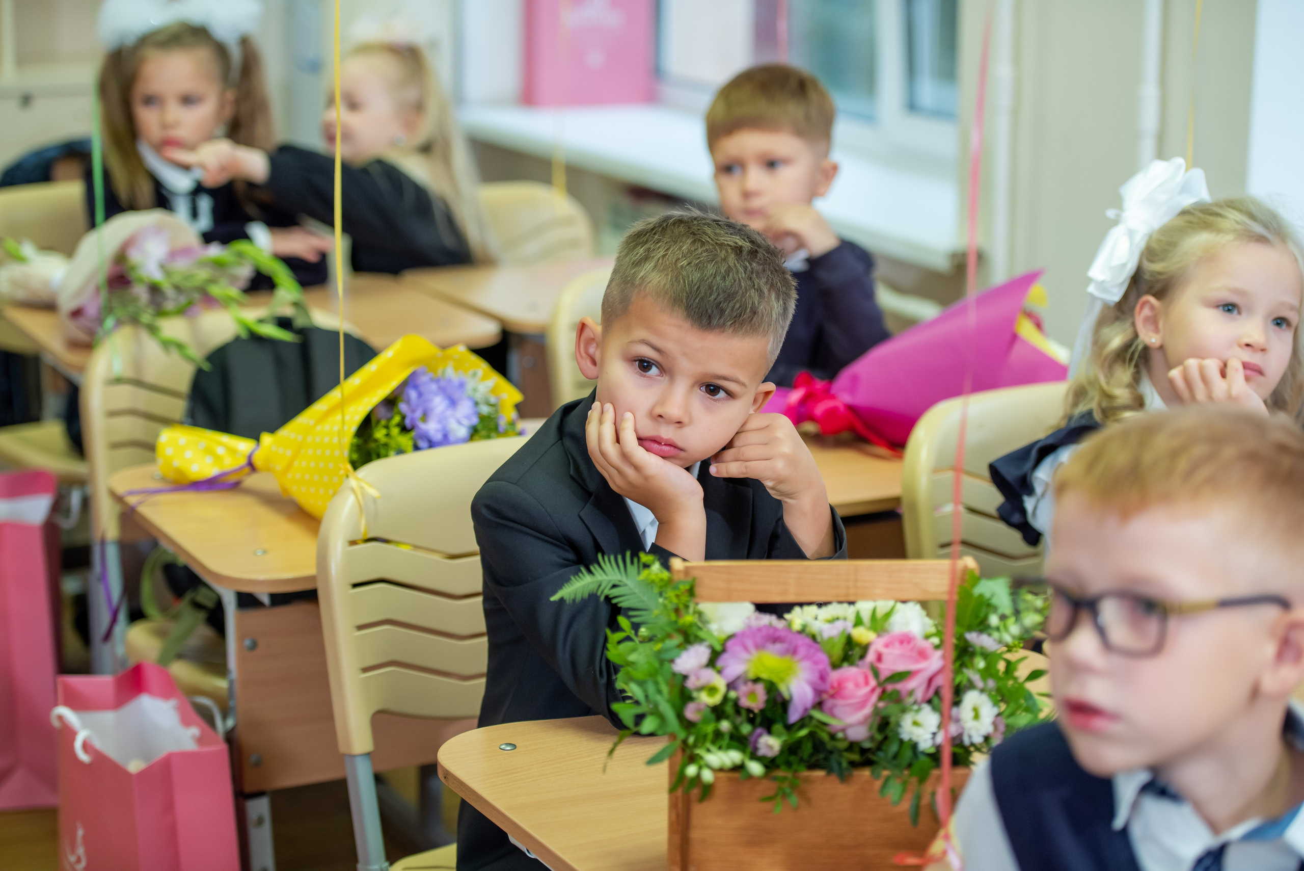 1 сентября «Новая школа». Выпускные альбомы в Севастополе, Крыму и Екатеринбурге