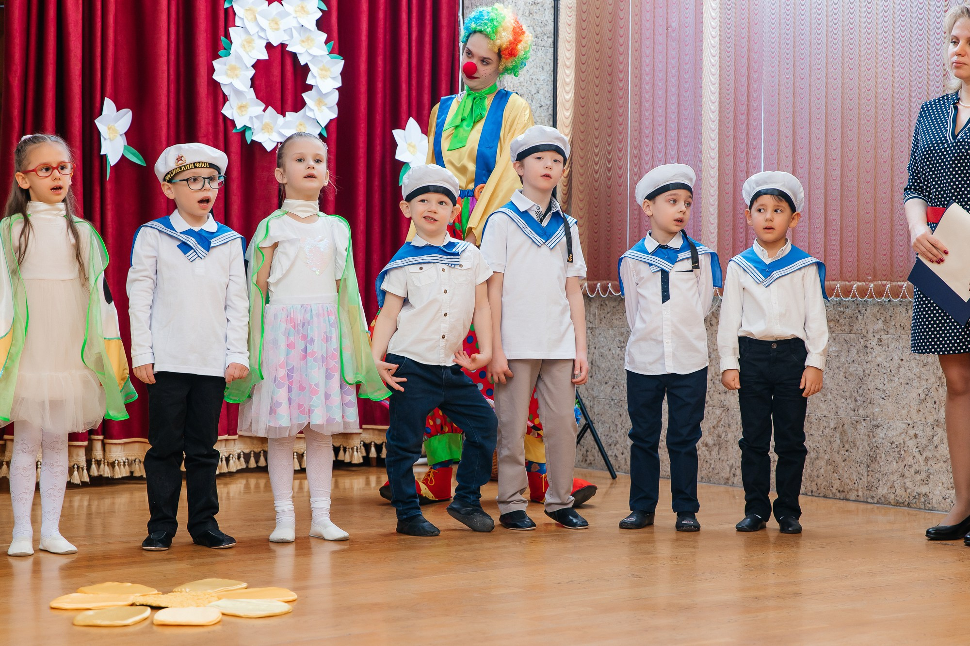 Детский сад № 93 — Утренник (10.03.2023). Свадебный и семейный фотограф Крамар Наталья