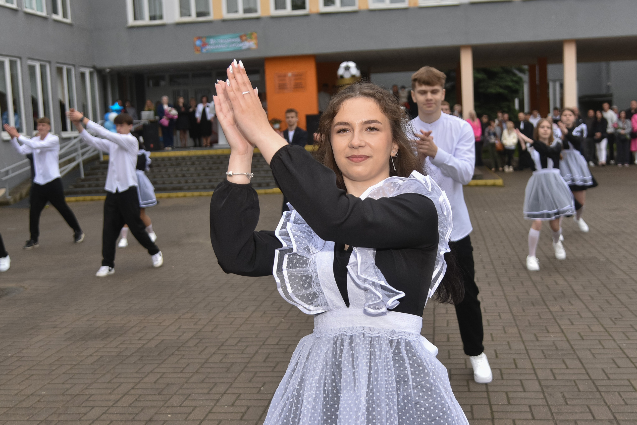 Последний звонок 🔔. Фотограф Олег Юршевич Солигорск Минск