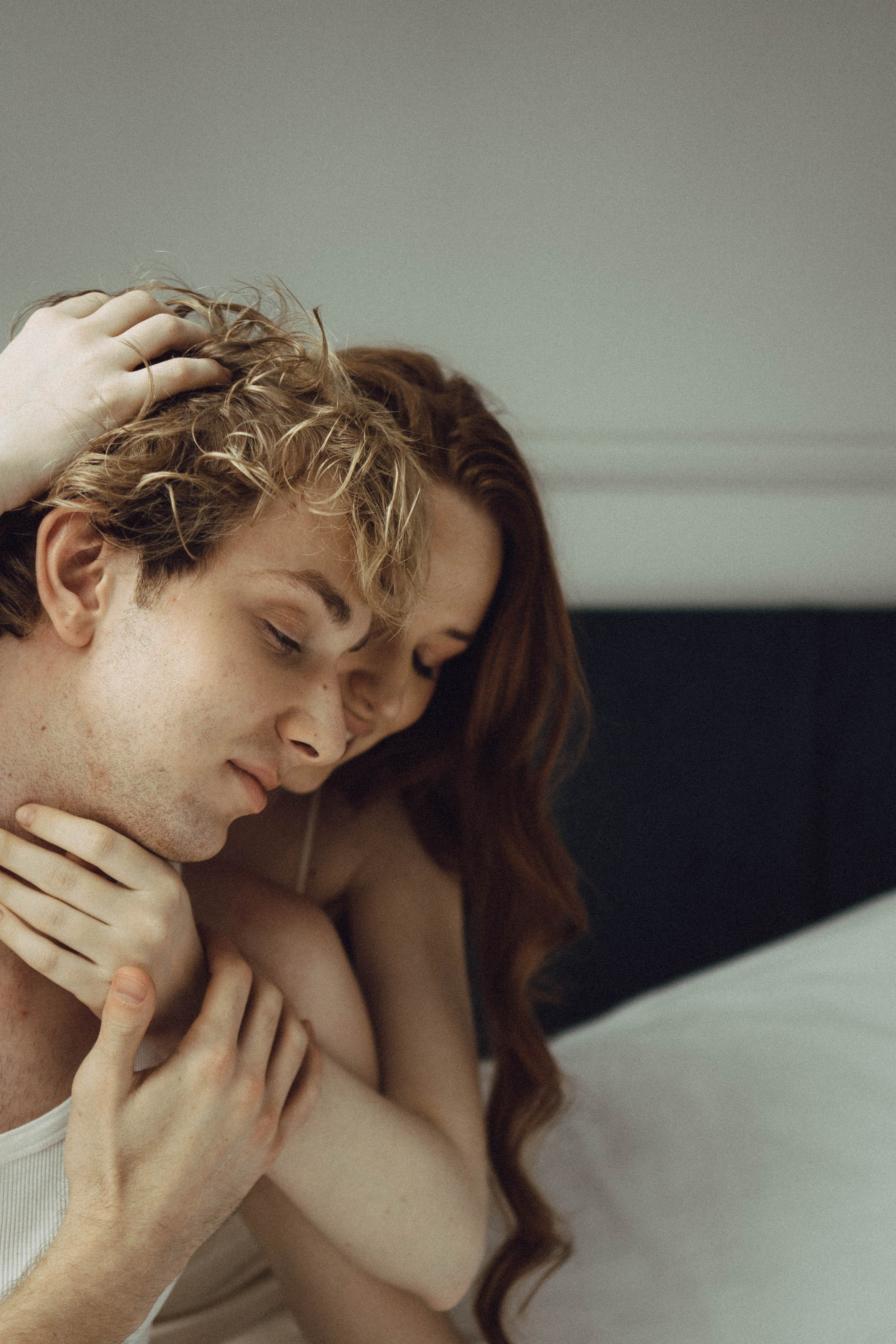 СВАДЕБНАЯ СЬЕМКА В ОТЕЛЕ. СБОРЫ ЖЕНИХА И НЕВЕСТЫ И ТАКЖЕ ТОР И ПОДГОТОВКА К ПРОГУЛКЕ. Профессиональный фотограф, Санкт-Петербург — Виктория Богомолова