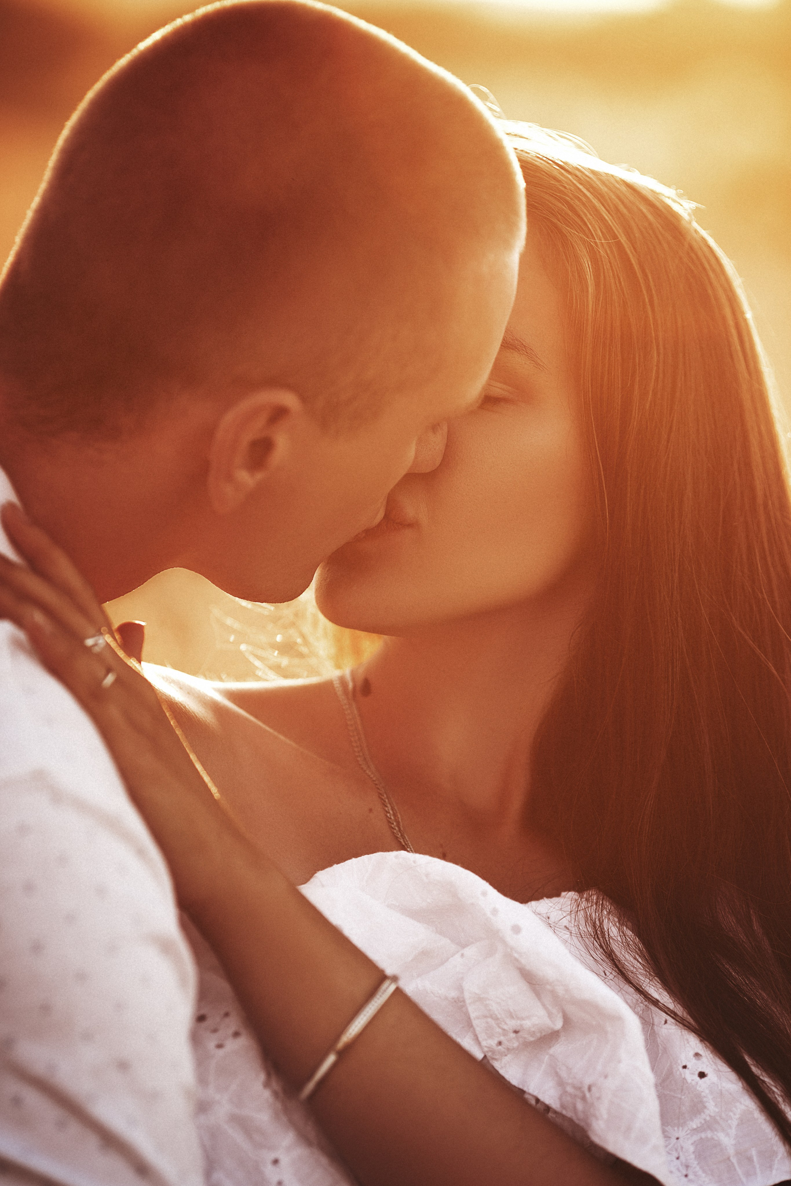 Фотосессия для влюбленных на природе в Москве. Профессиональный фотограф в Москве. Елена Шуваева