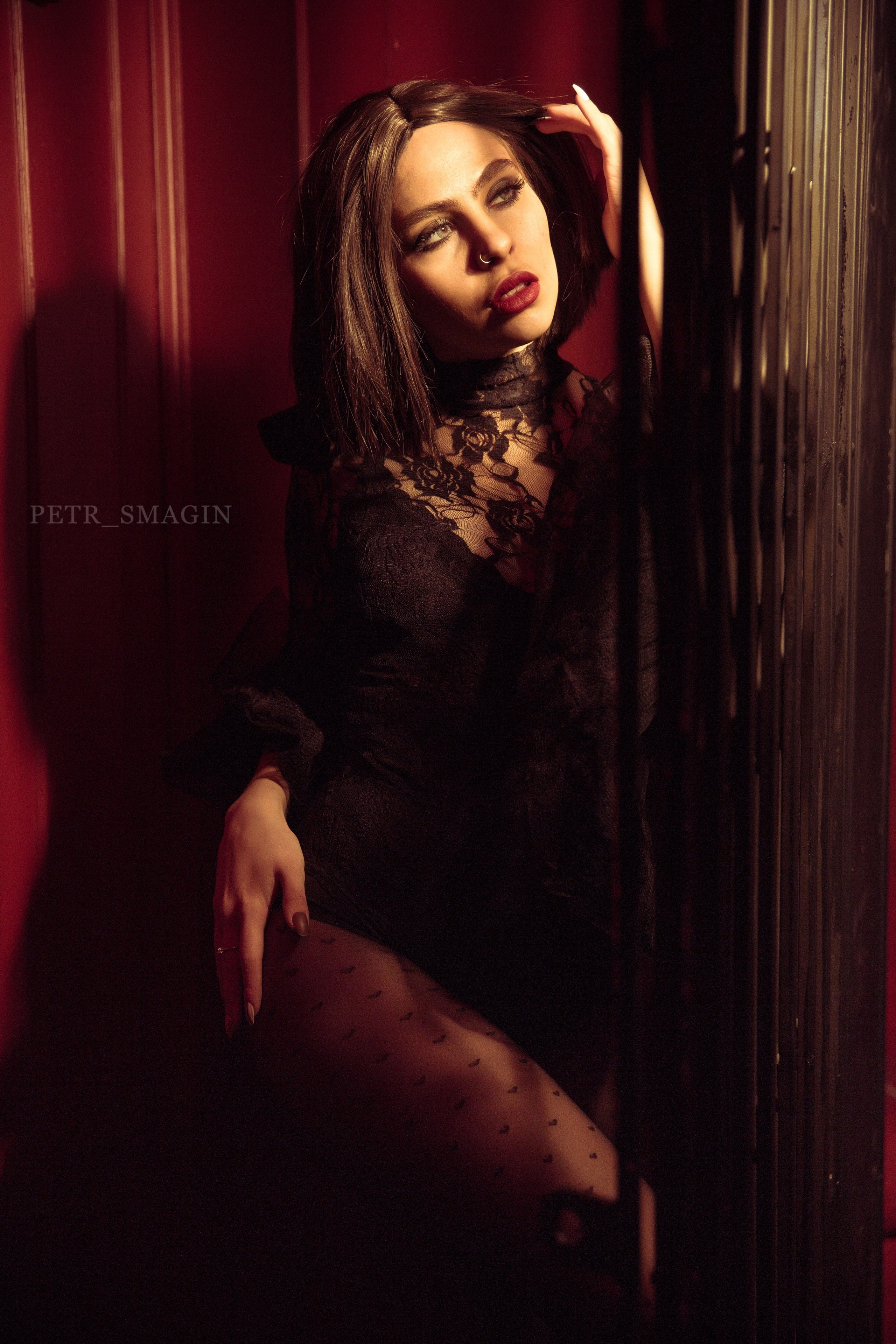 Саша в студии. Фотограф в Москве Петр Смагин. Фотографирую людей, события и предметы