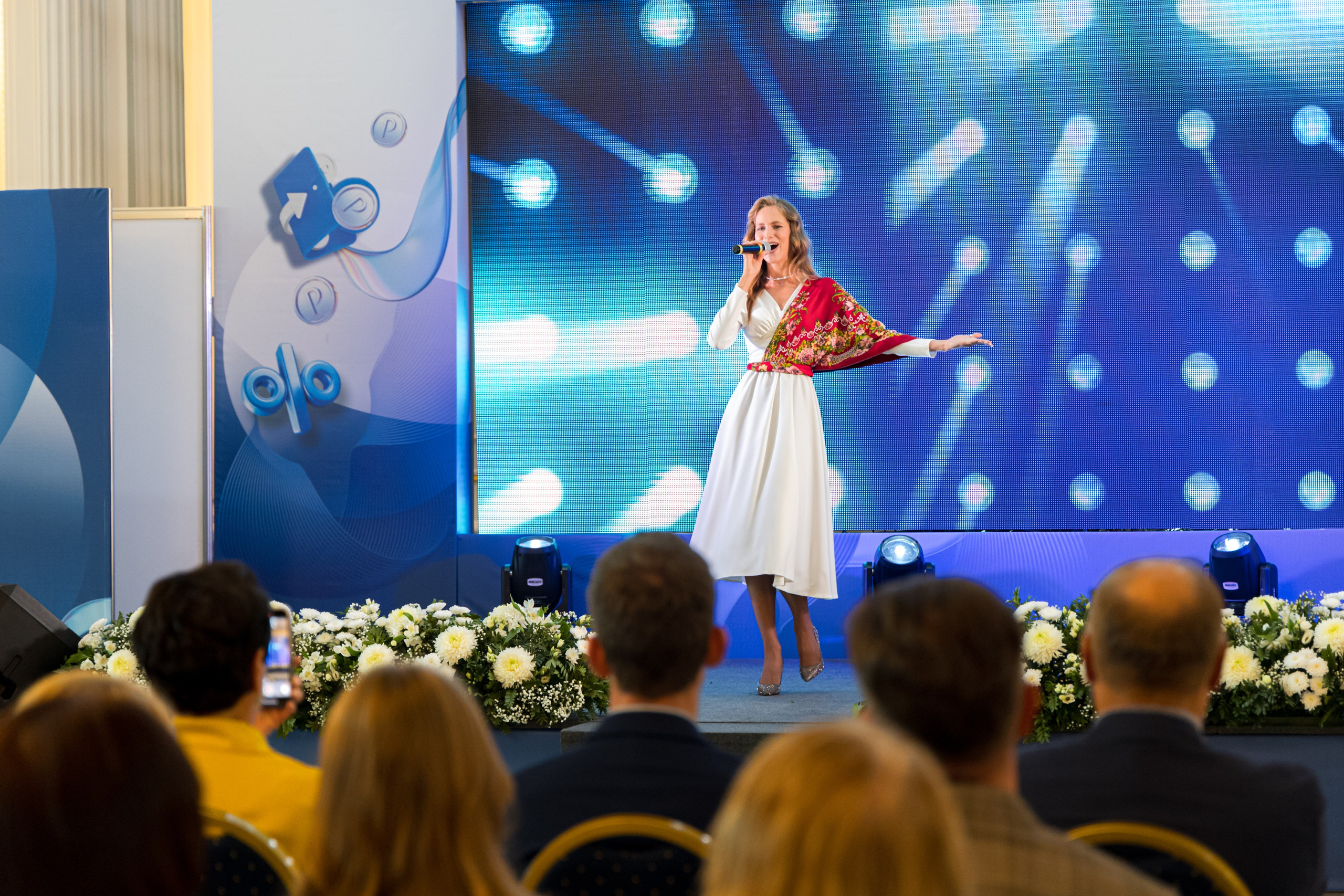 Фотогалерея с различных событий. Вокалистка Мария Сиротенко