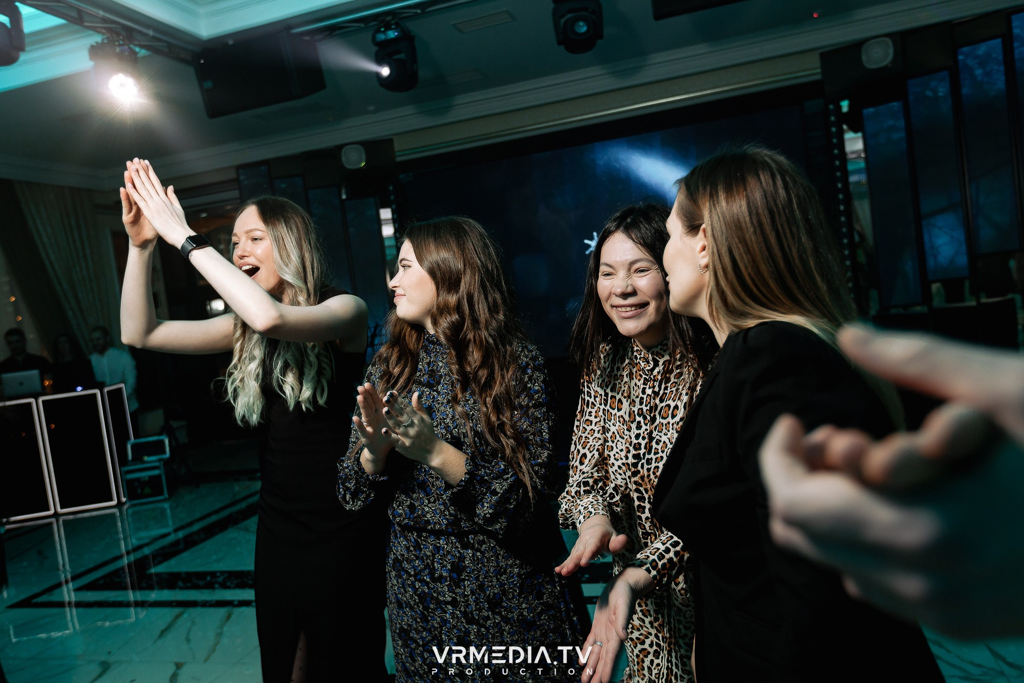 Новогодний вечер в ресторане «Лазурный Берег»