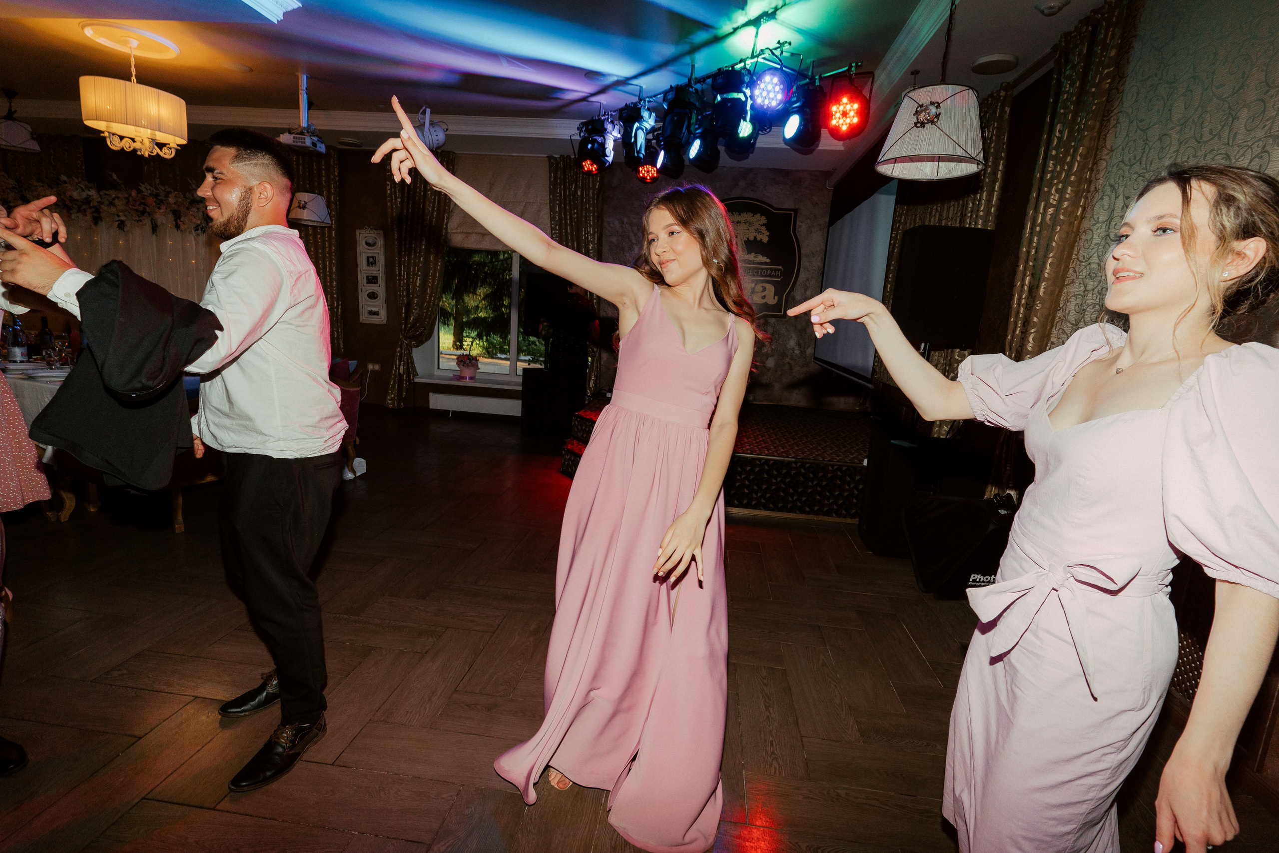 Дарья и Дмитрий. Фотограф Никита Анкудинов. Москва — Чебоксары — Казань