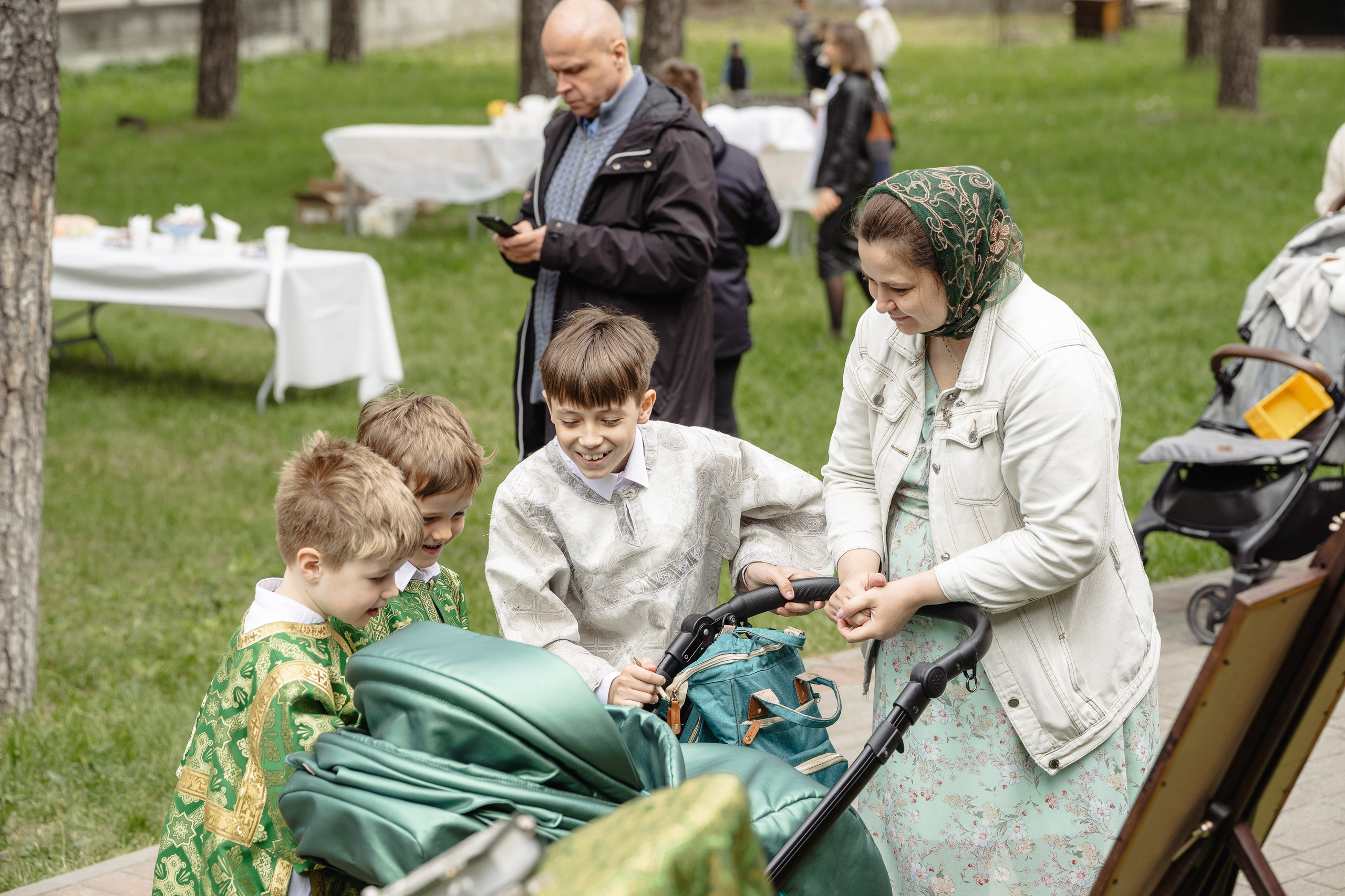 Престольный праздник в храме Троицы Живоначальной. Фотограф Москва/Подмосковье