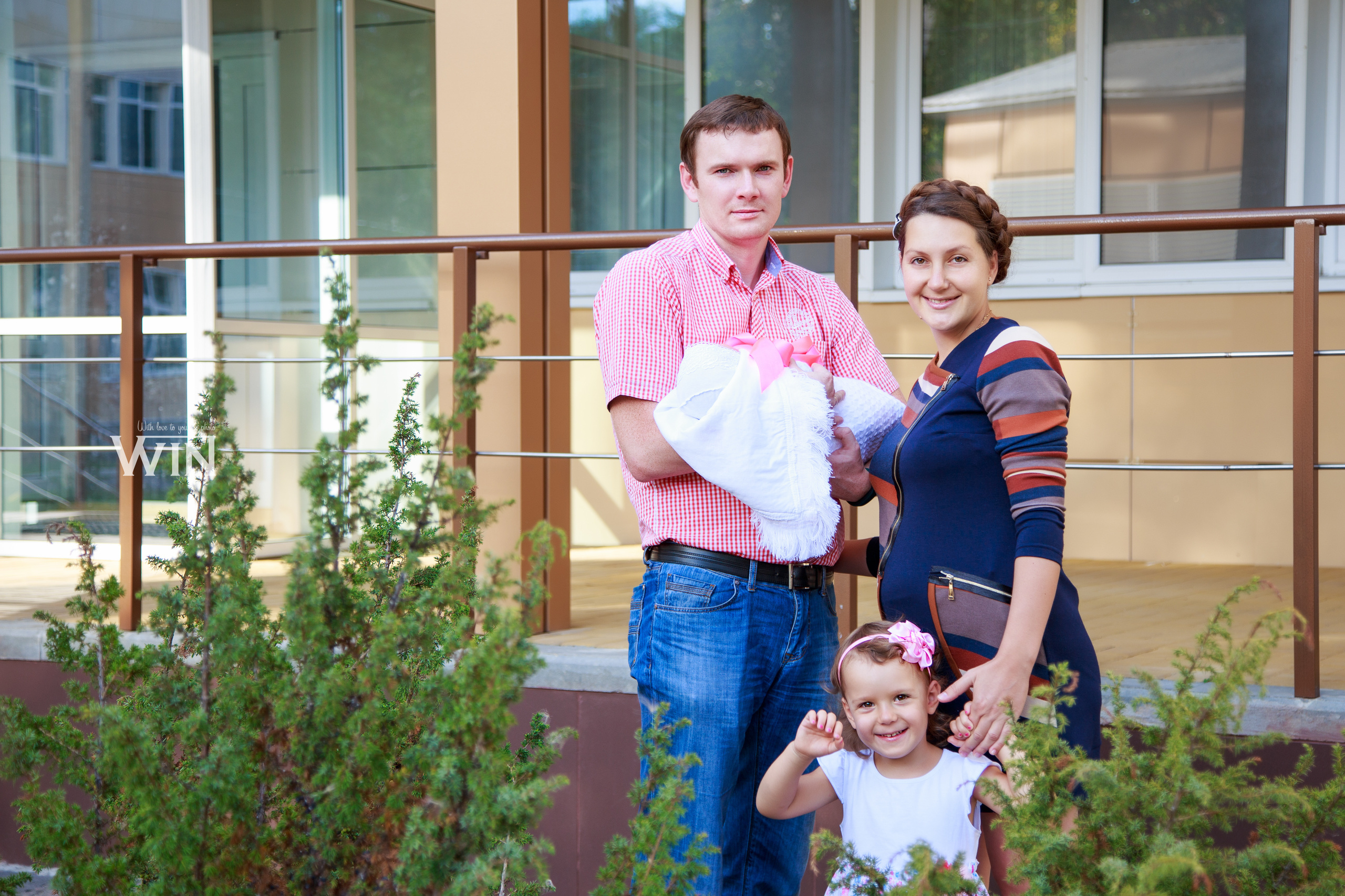 Фотограф на выписку из роддома. Свадебный, семейный фотограф в Воронеже. Иван и Наталья Выборновы