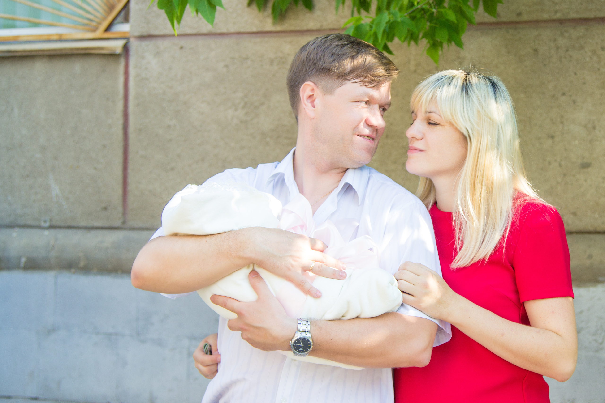 Фотограф на выписку из роддома. Свадебный, семейный фотограф в Воронеже. Иван и Наталья Выборновы