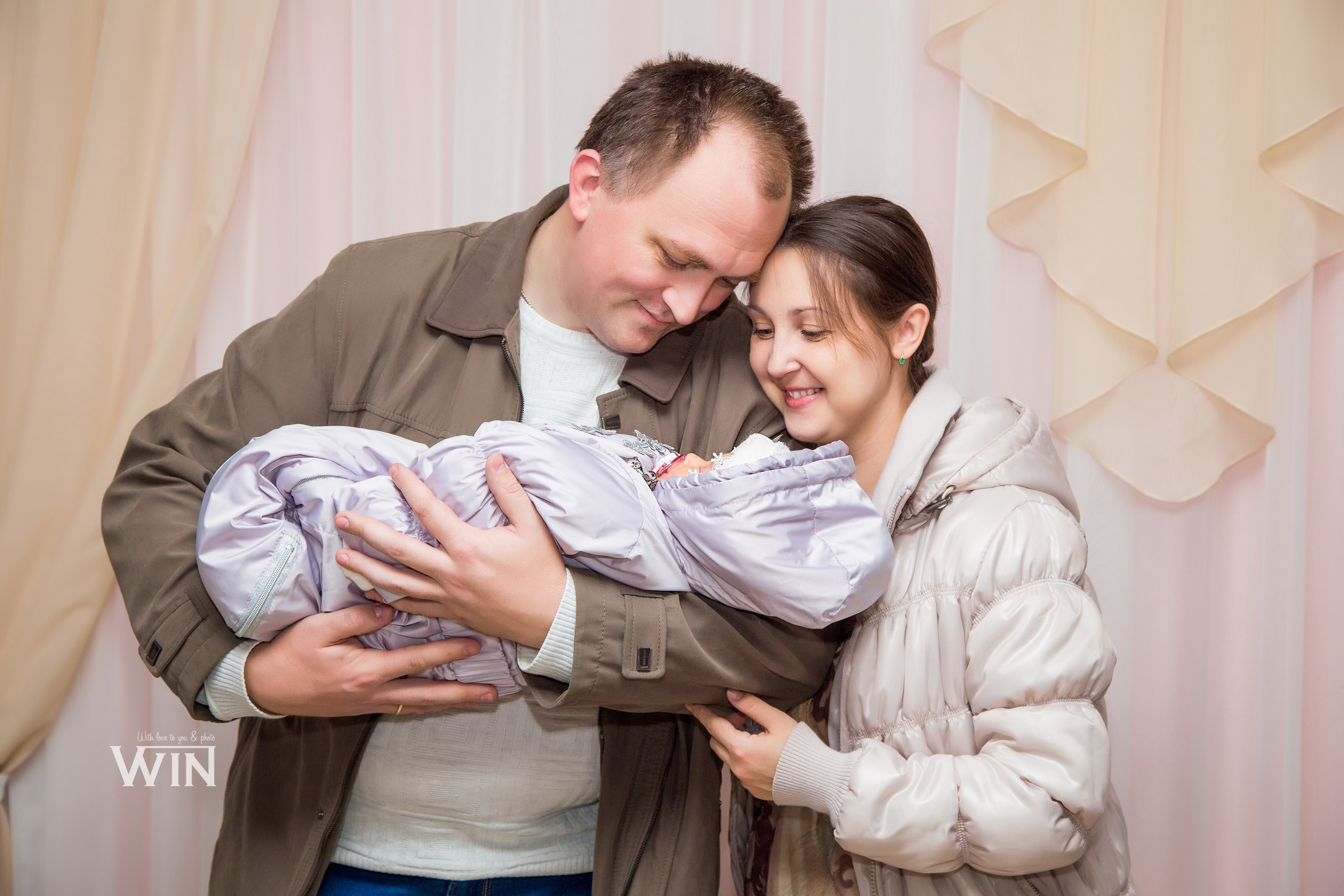 Фотограф на выписку из роддома. Свадебный, семейный фотограф в Воронеже. Иван и Наталья Выборновы