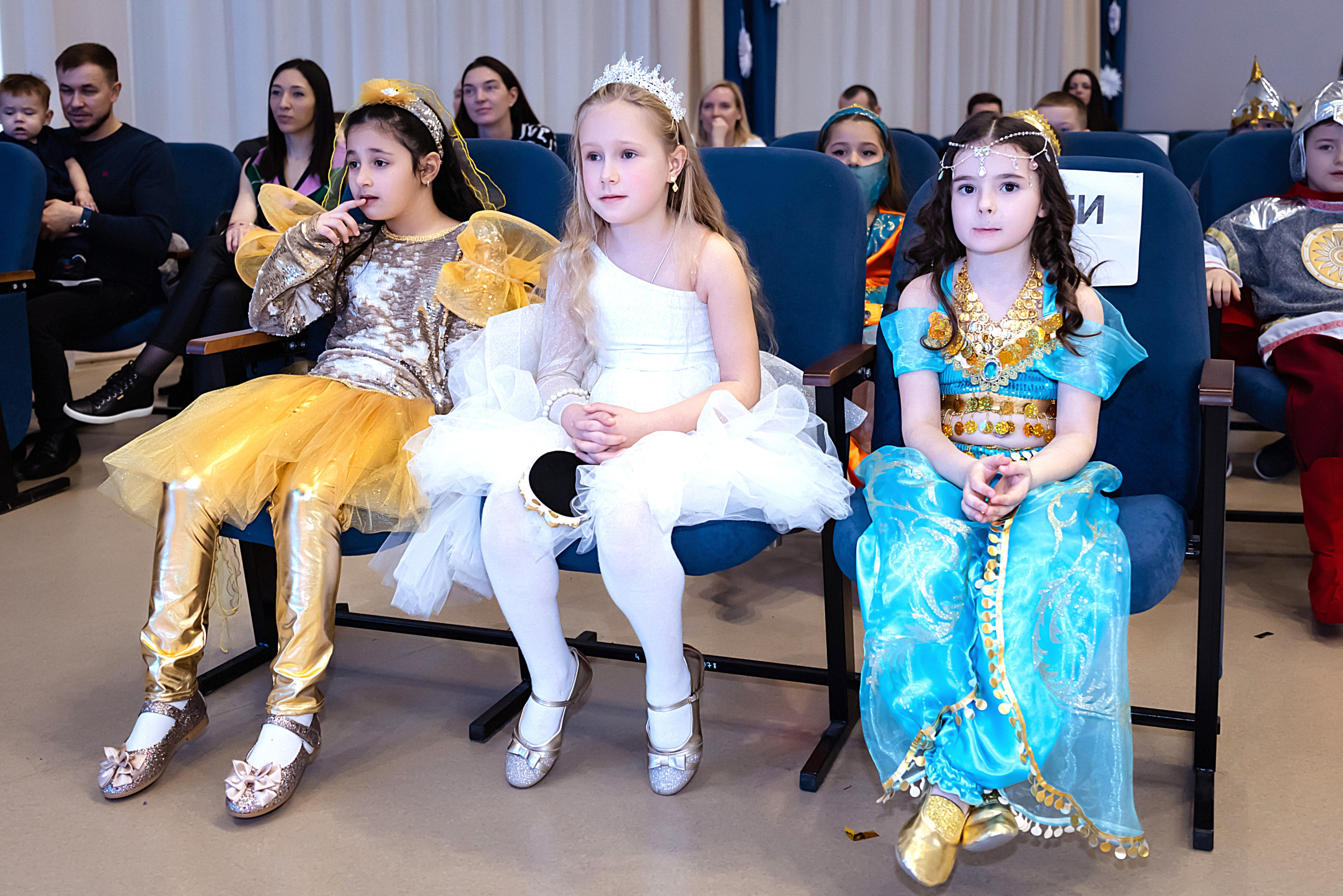 Новогодний праздник 1 В класс! Гимназия № 23. Фотограф и Видеограф в Краснодаре Юлия Солодченко