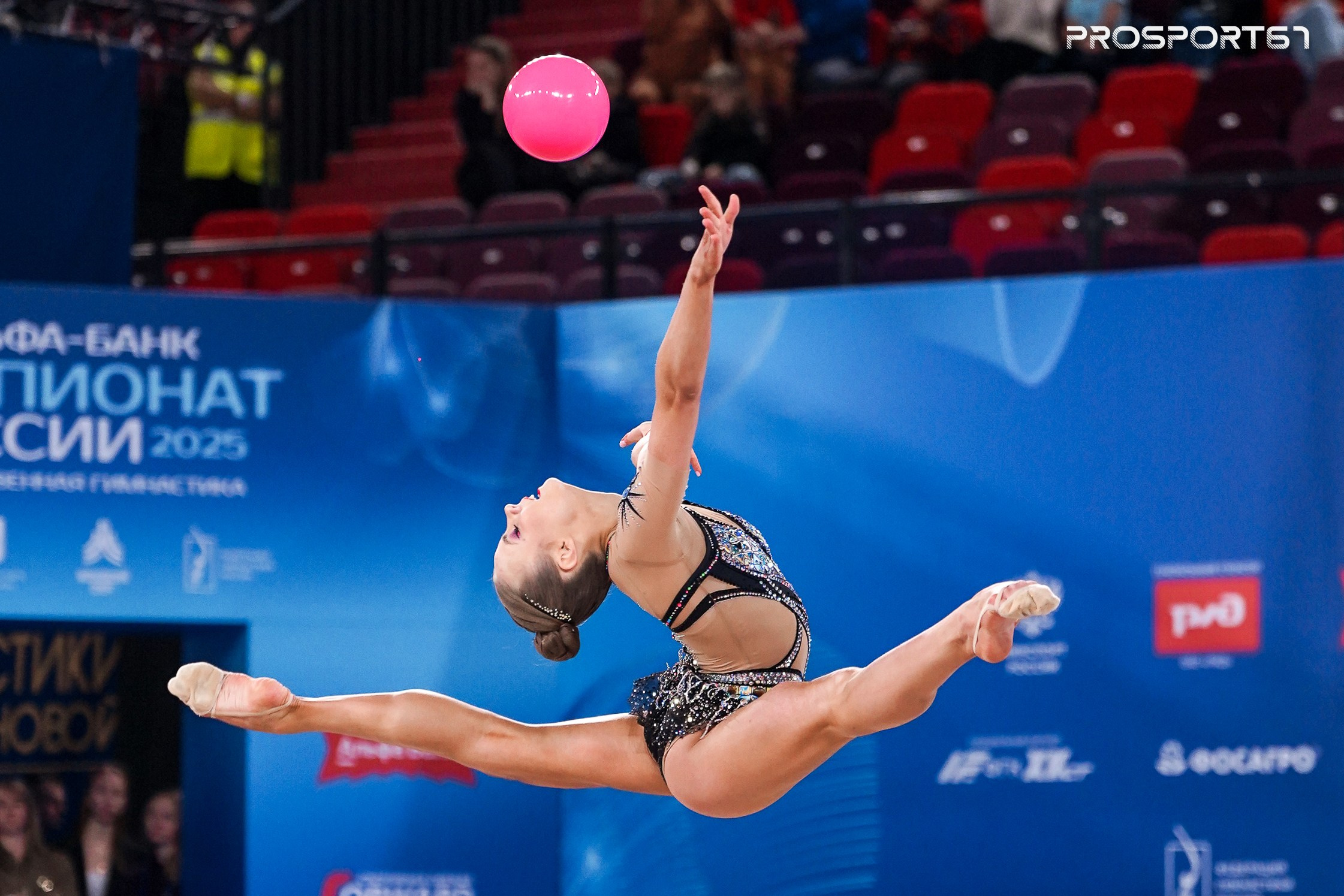 Ксения Колядина. Чемпионат России по художественной гимнастике 2025. Спортивный фотограф Олег Медведев | prosport67 | Смоленск