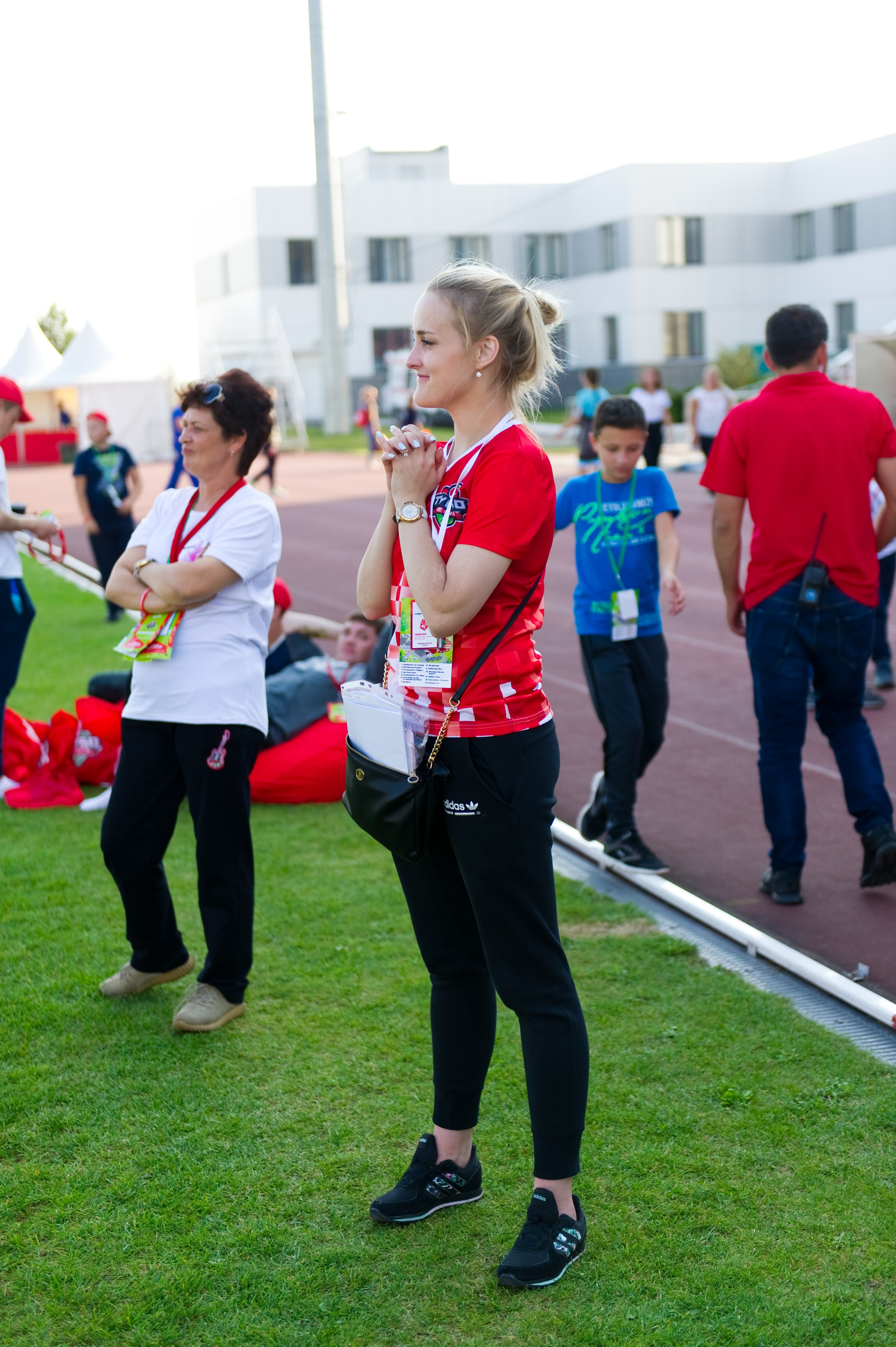 Турбофутбол (корпоративное соревнование «Пятерочки»). Репортажный фотограф и видеограф Слава Думчев. Тимбилдинги, отчетники, корпоративы