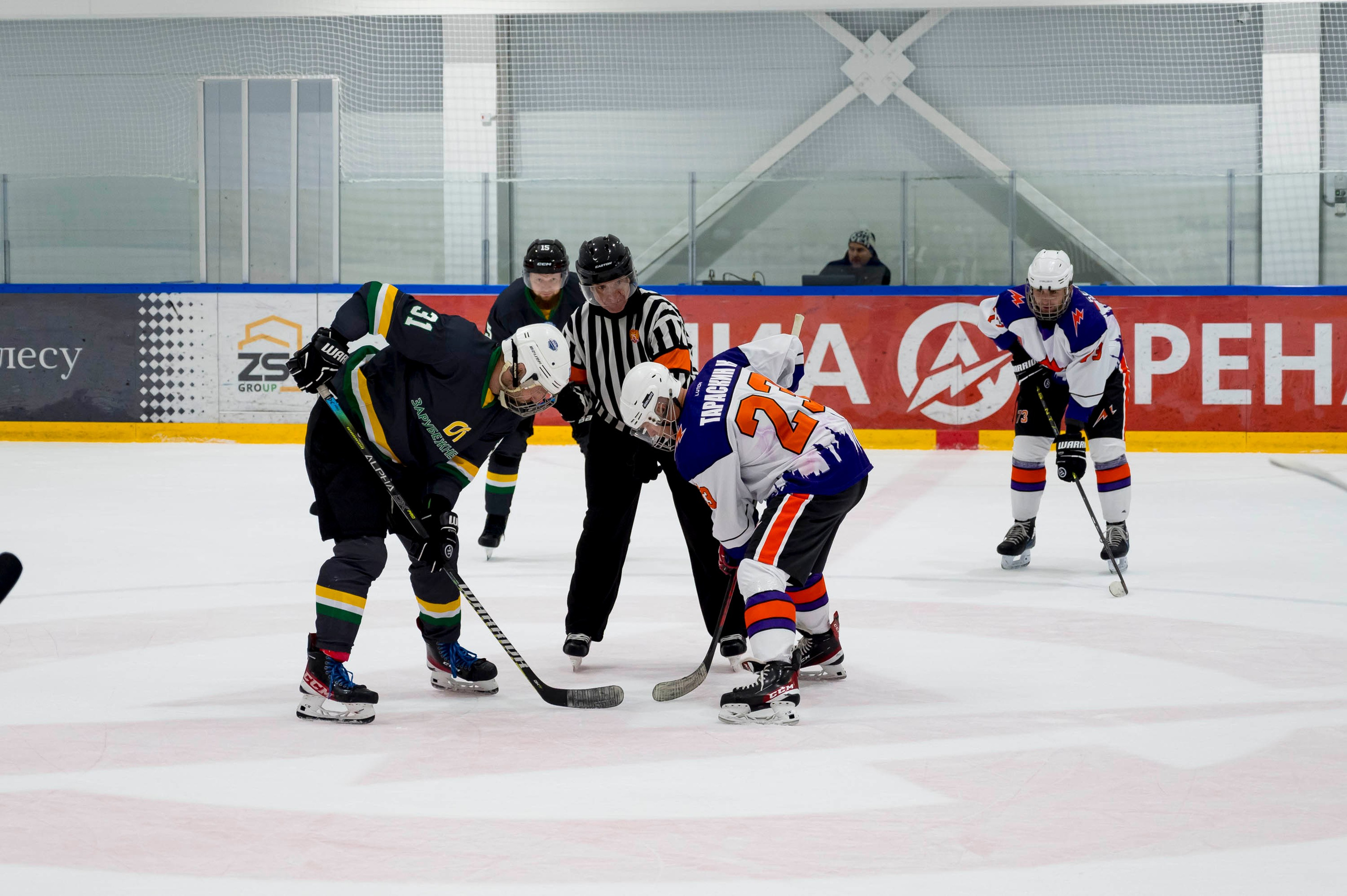Хоккейный матч корпоративной команды Зарубежнефть. Репортажный фотограф и видеограф Слава Думчев. Тимбилдинги, отчетники, корпоративы