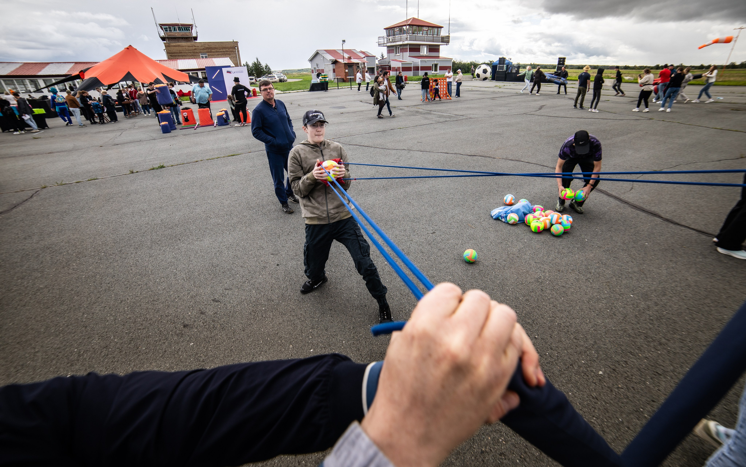 УЗСТ- Корпоративный тимбилдинг на аэродроме. Репортажный и свадебный фотограф в Челябинске Елисеев Павел