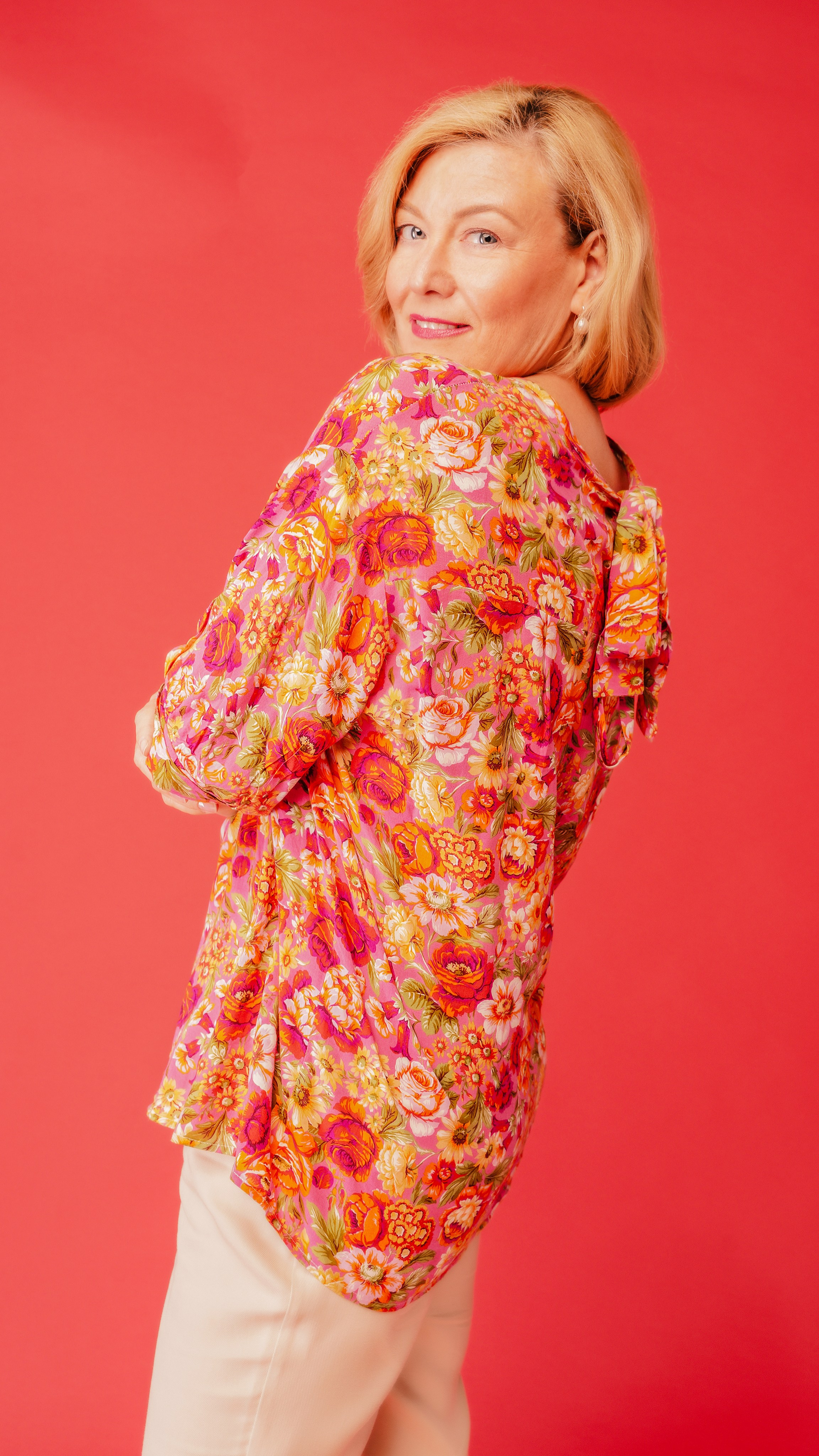 Света. Я  фотограф. Работаю в городе Москва,