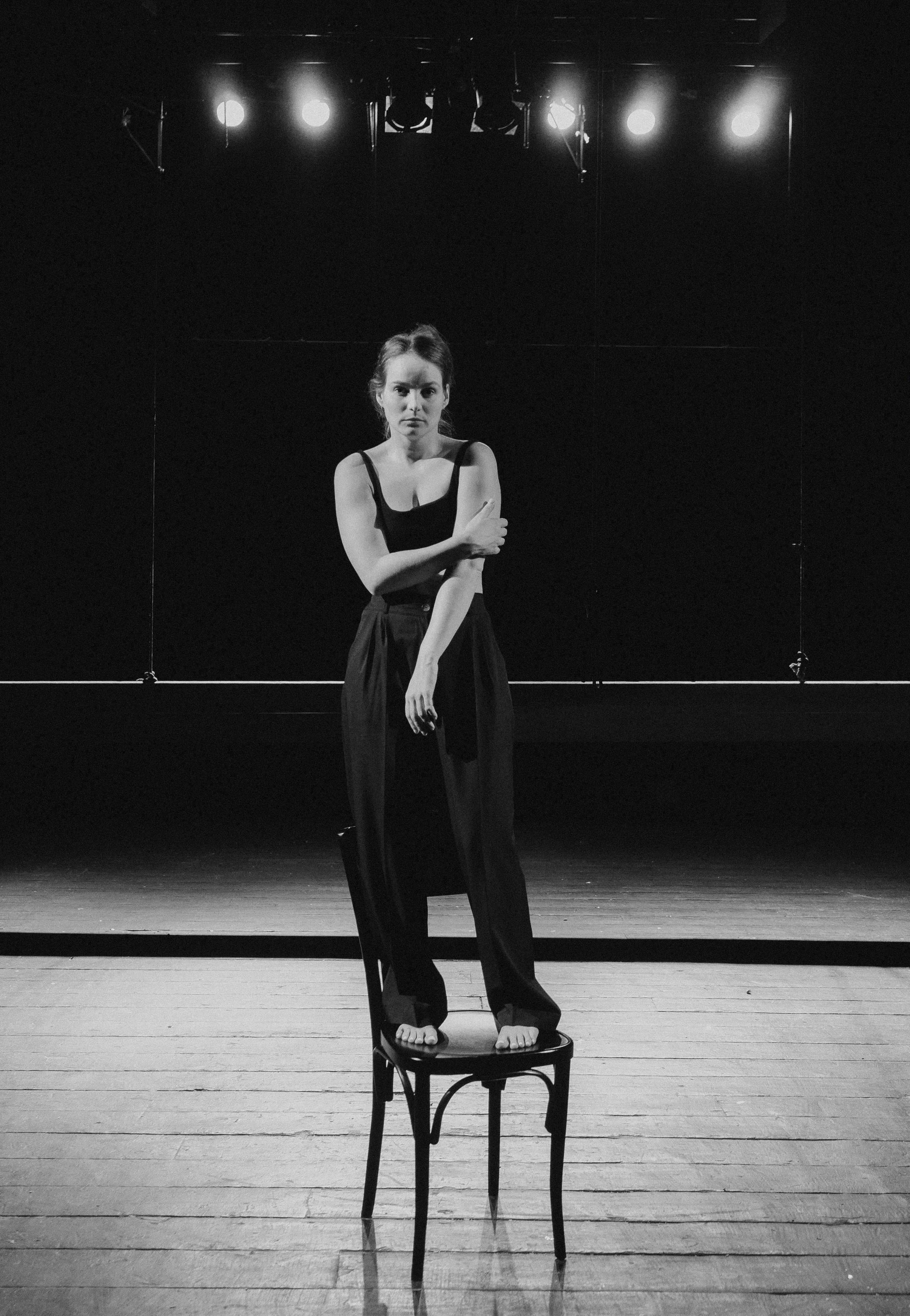 Настя — актриса театра и кино. Денис Марков — фотограф в Екатеринбурге