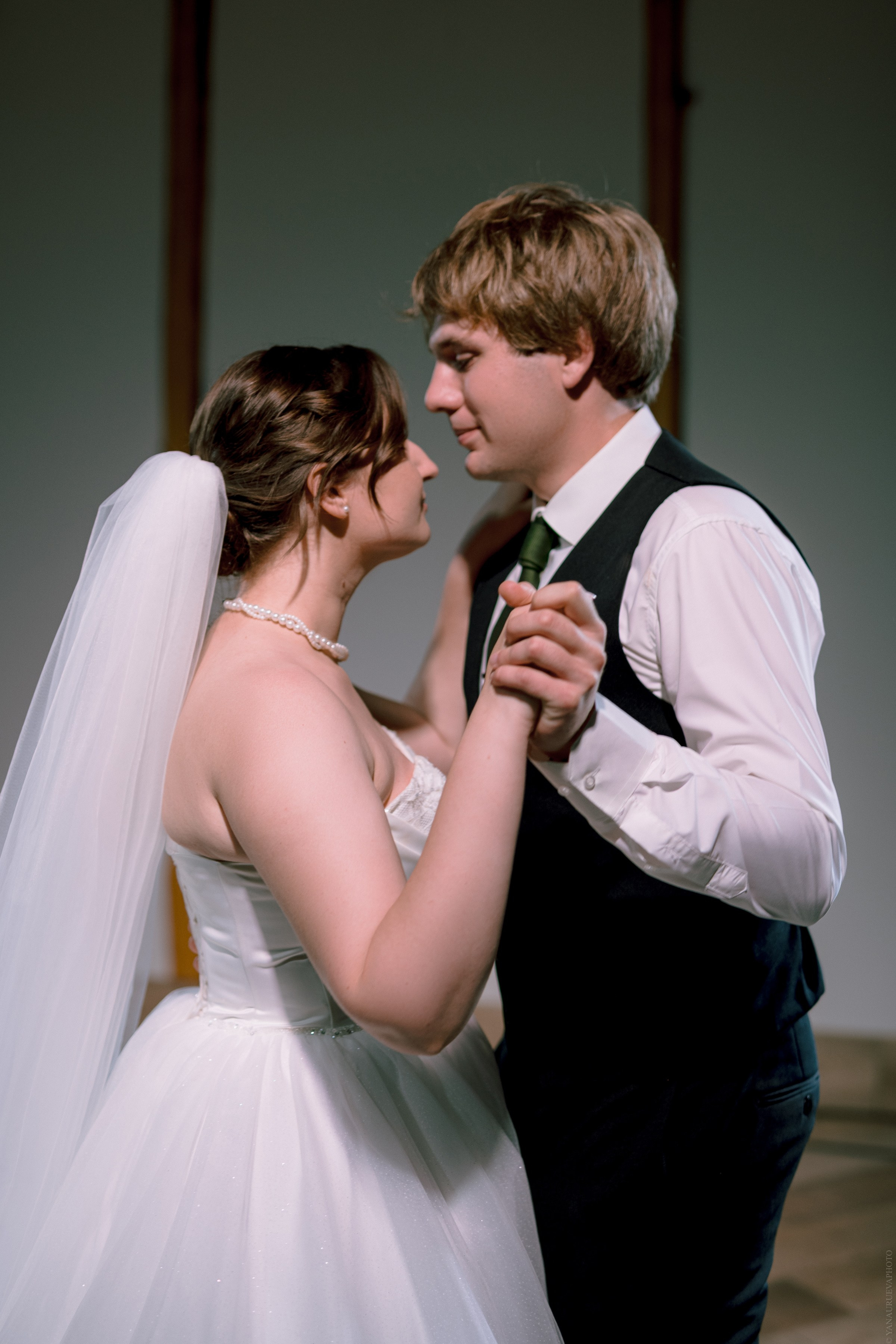 Свадебный анонс. Антон и Виктория. Свадебный и контент- фотограф в Тольятти, Самаре, Москве Яна Уруева