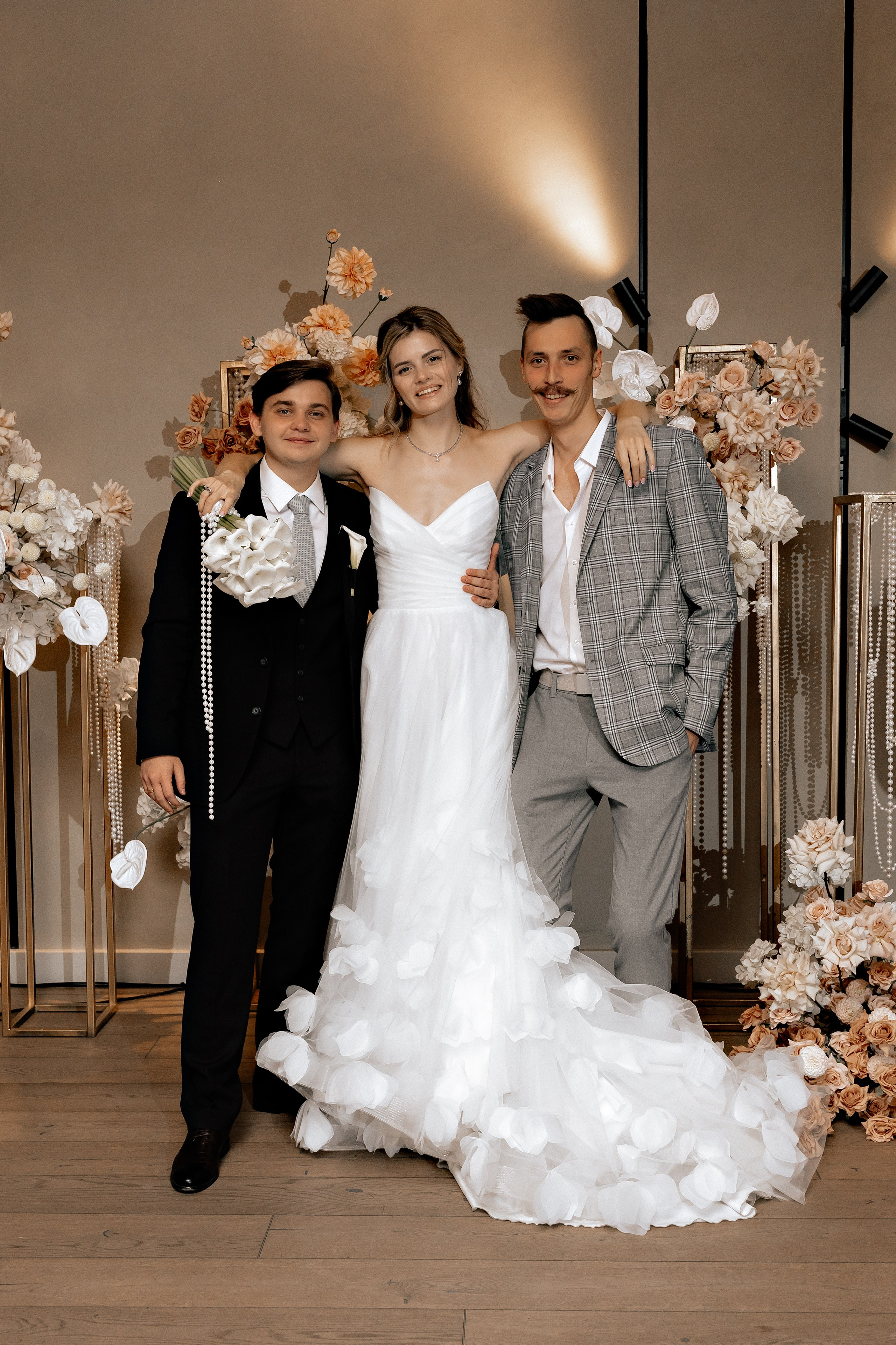 Свадьба «Парк Горького» Артём-Юлия. Свадебный/Портретный фотограф снимаю в Москве