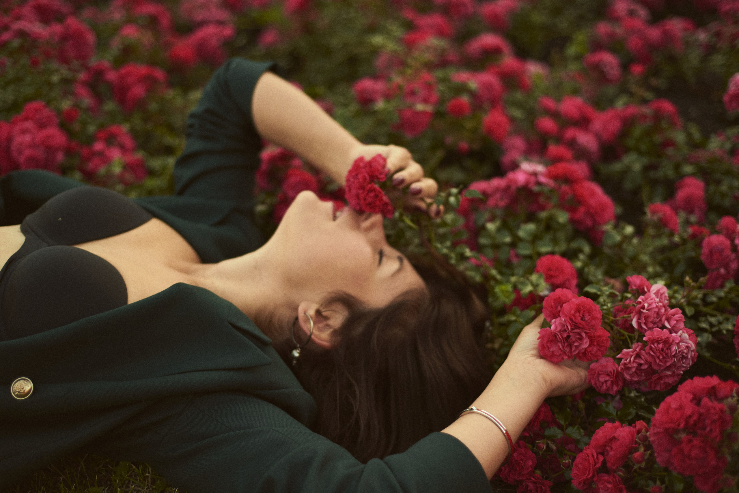 Индивидуальные фотосессии для женщин в Сочи, Адлере, Красной поляне, Розе Хутор. Фотограф для женщин и мужчин, контента для бизнеса в Сочи, Адлере, Красной поляне, Розе Хутор