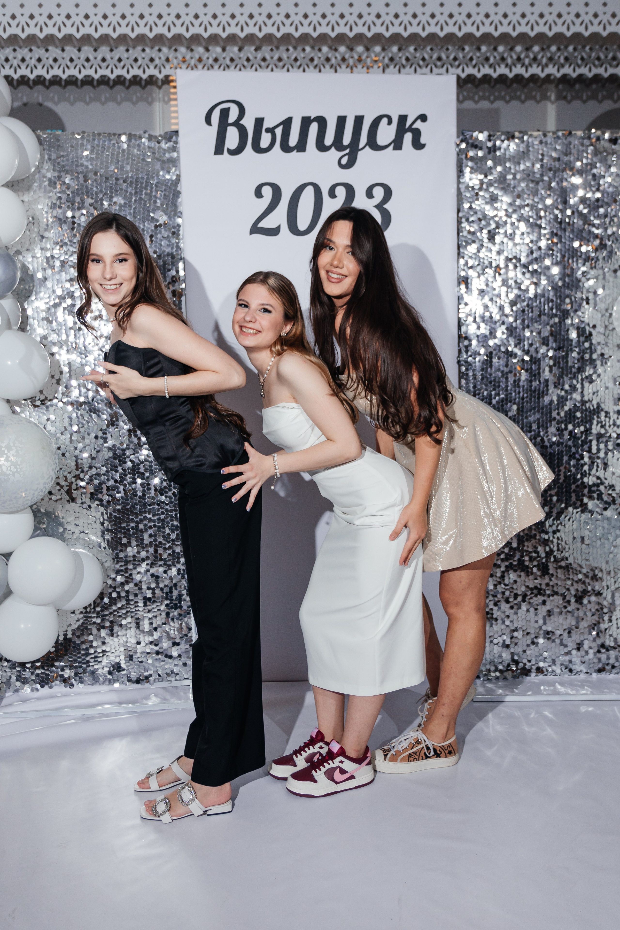 Выпускной 11 «А». Школа № 42. Свадебный фотограф в Краснодаре Николай Крауз