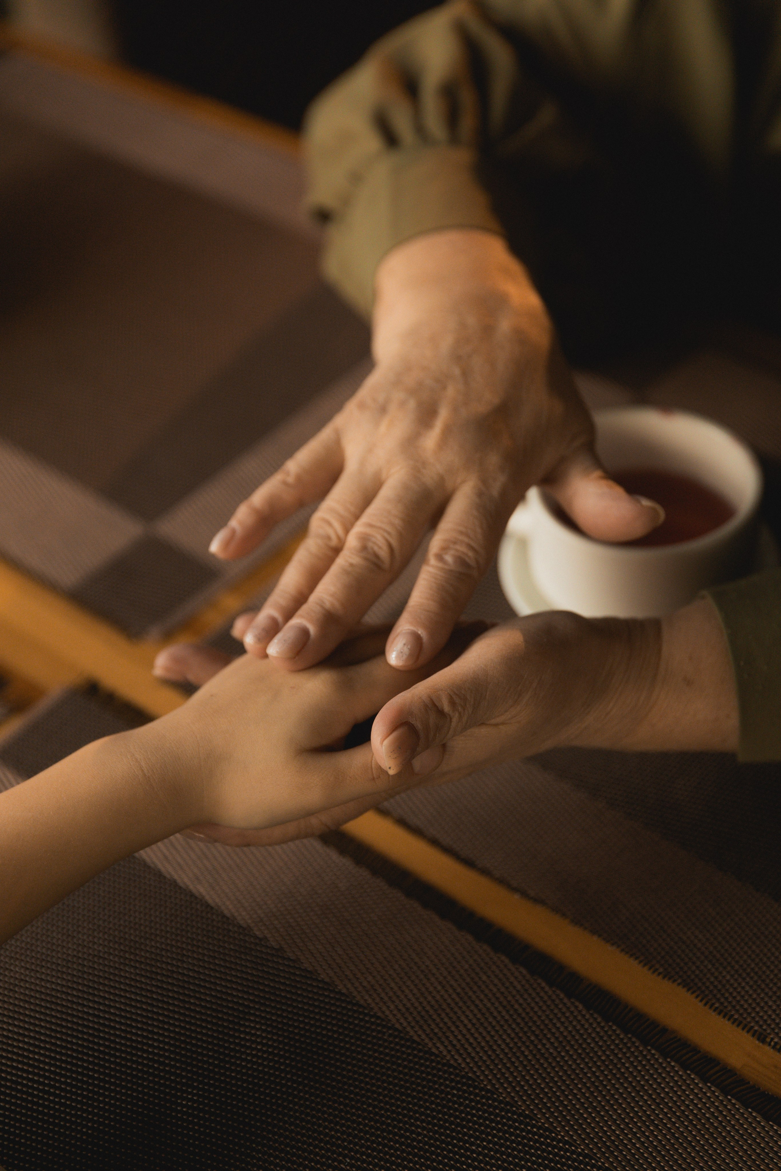 Бабушка и внук. Семейный и свадебный фотограф Лилия Матонина | Ангарск, Иркутск, Усолье-Сибирское, Байкал (Листвянка, Ольхон), Иркутская область