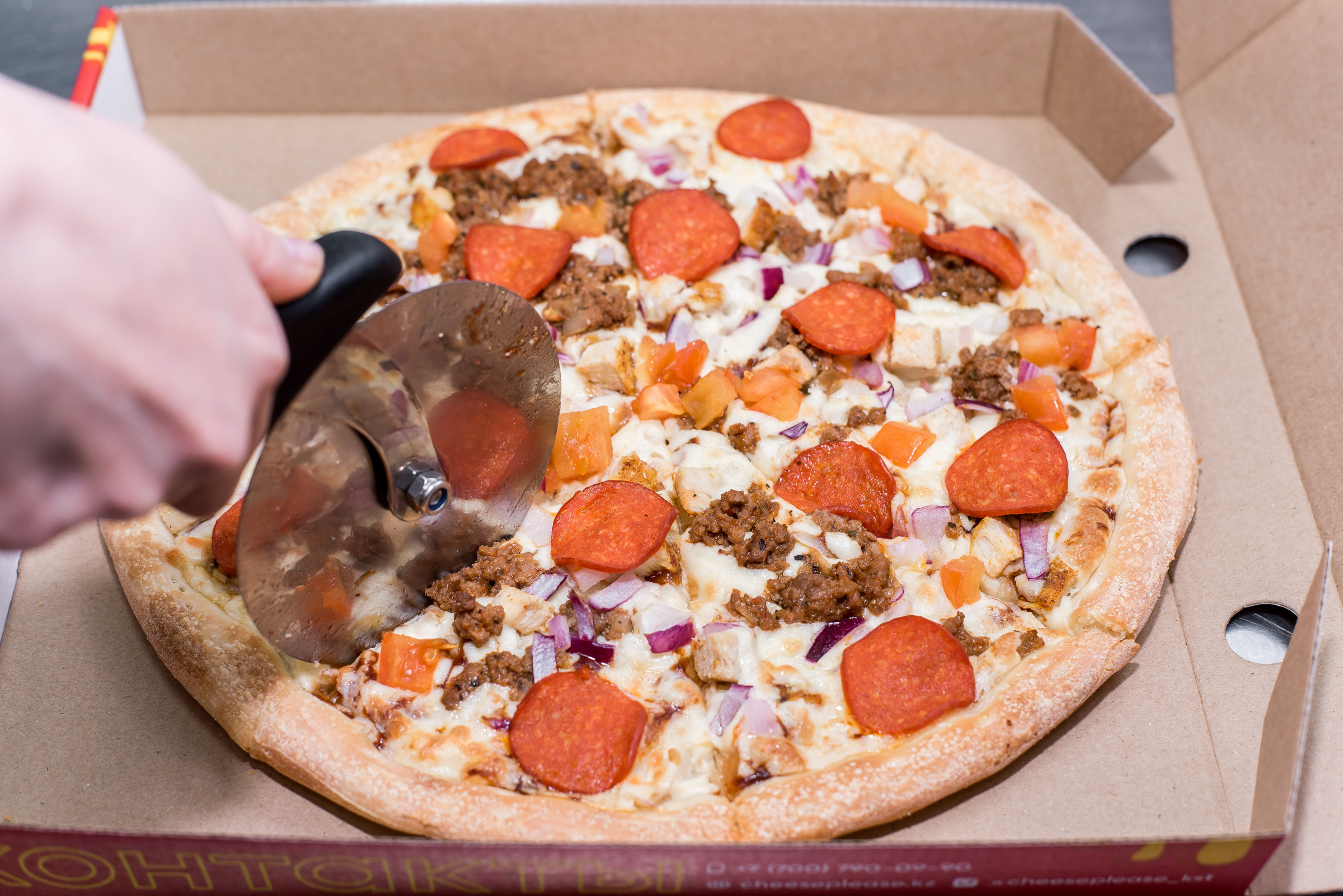 Пицца. Свадебный фотограф в Костанае