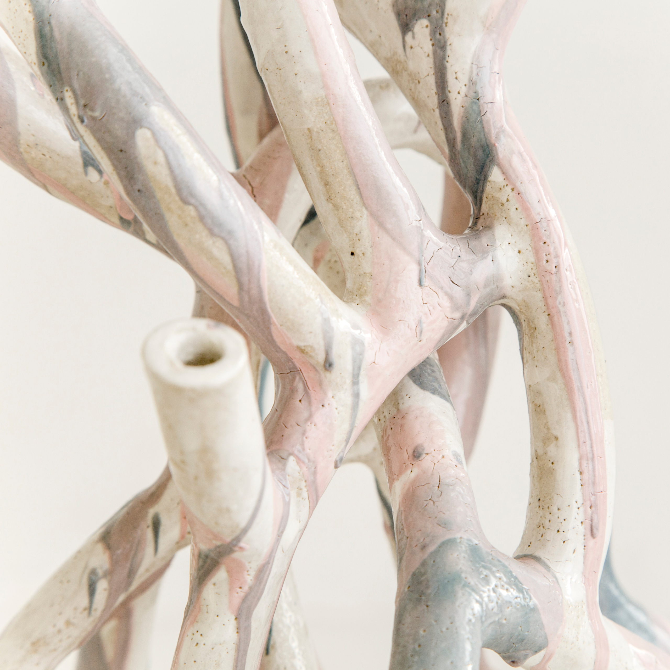 Tender. Художник керамист Вика Уйстрайх