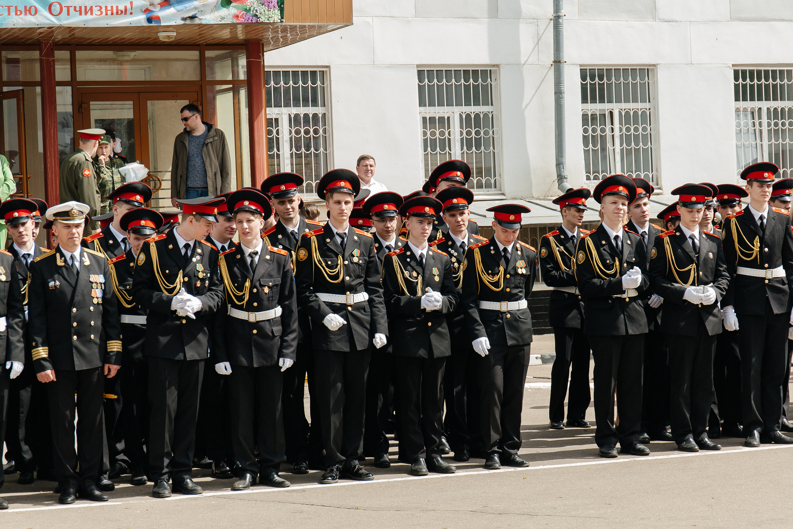 Последний звонок в Кадетском корпусе. Фото Радости. Свадебный и семейный фотограф в Москве Юлия Самойлова