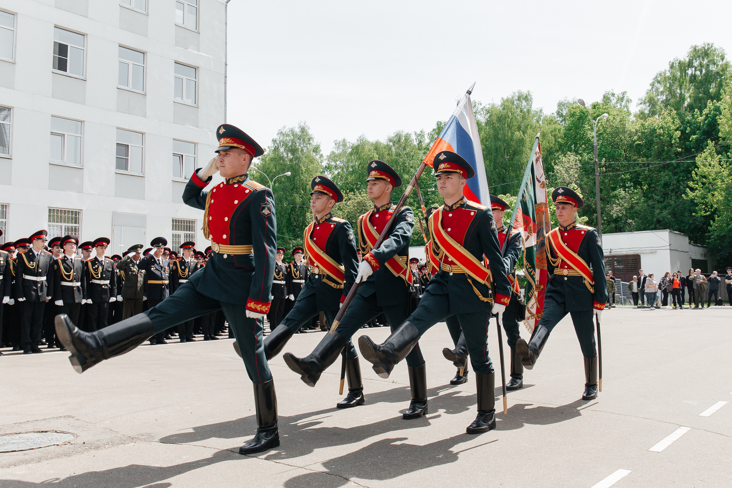 Последний звонок в Кадетском корпусе. Фото Радости. Свадебный и семейный фотограф в Москве Юлия Самойлова