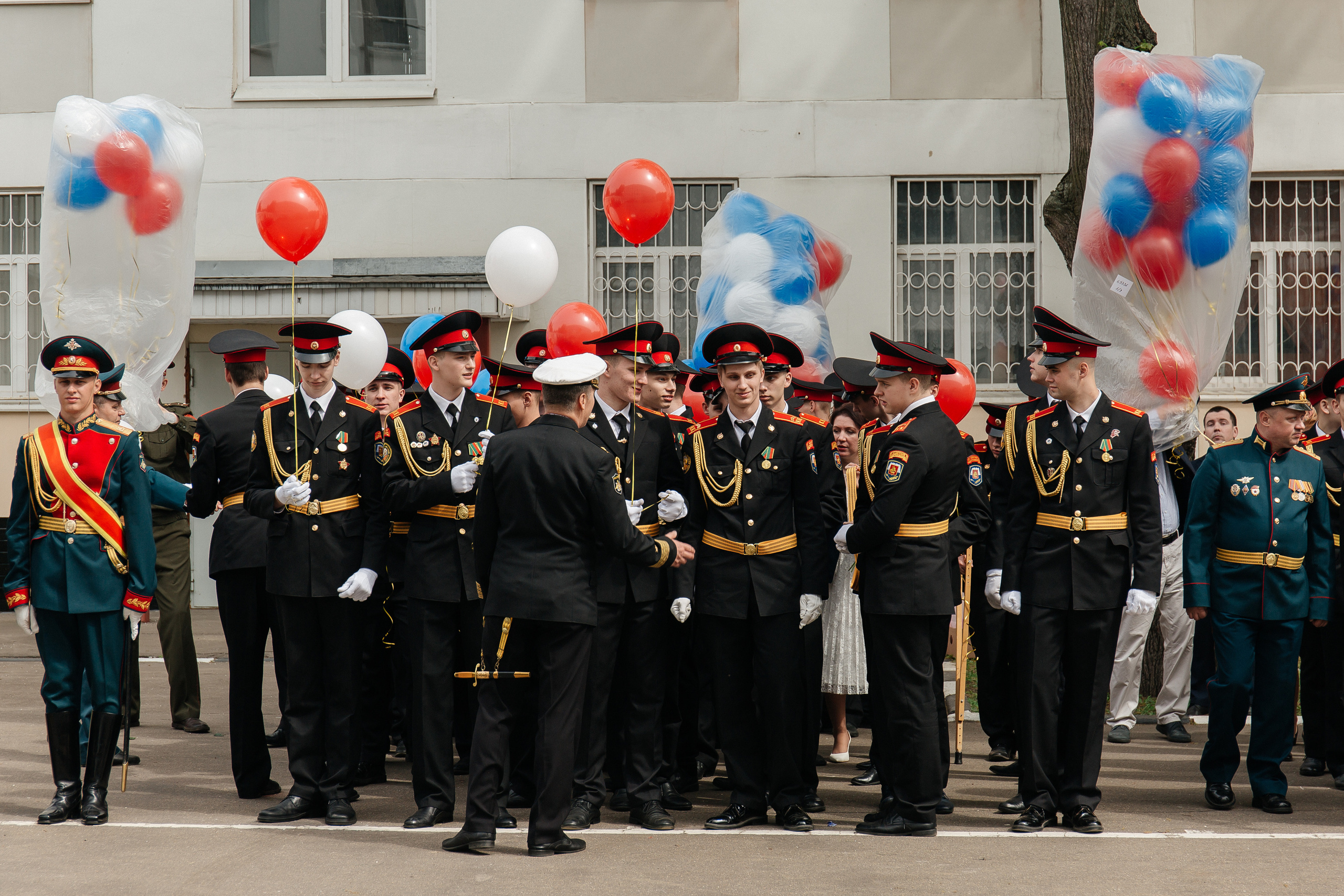 Последний звонок в Кадетском корпусе. Фото Радости. Свадебный и семейный фотограф в Москве Юлия Самойлова