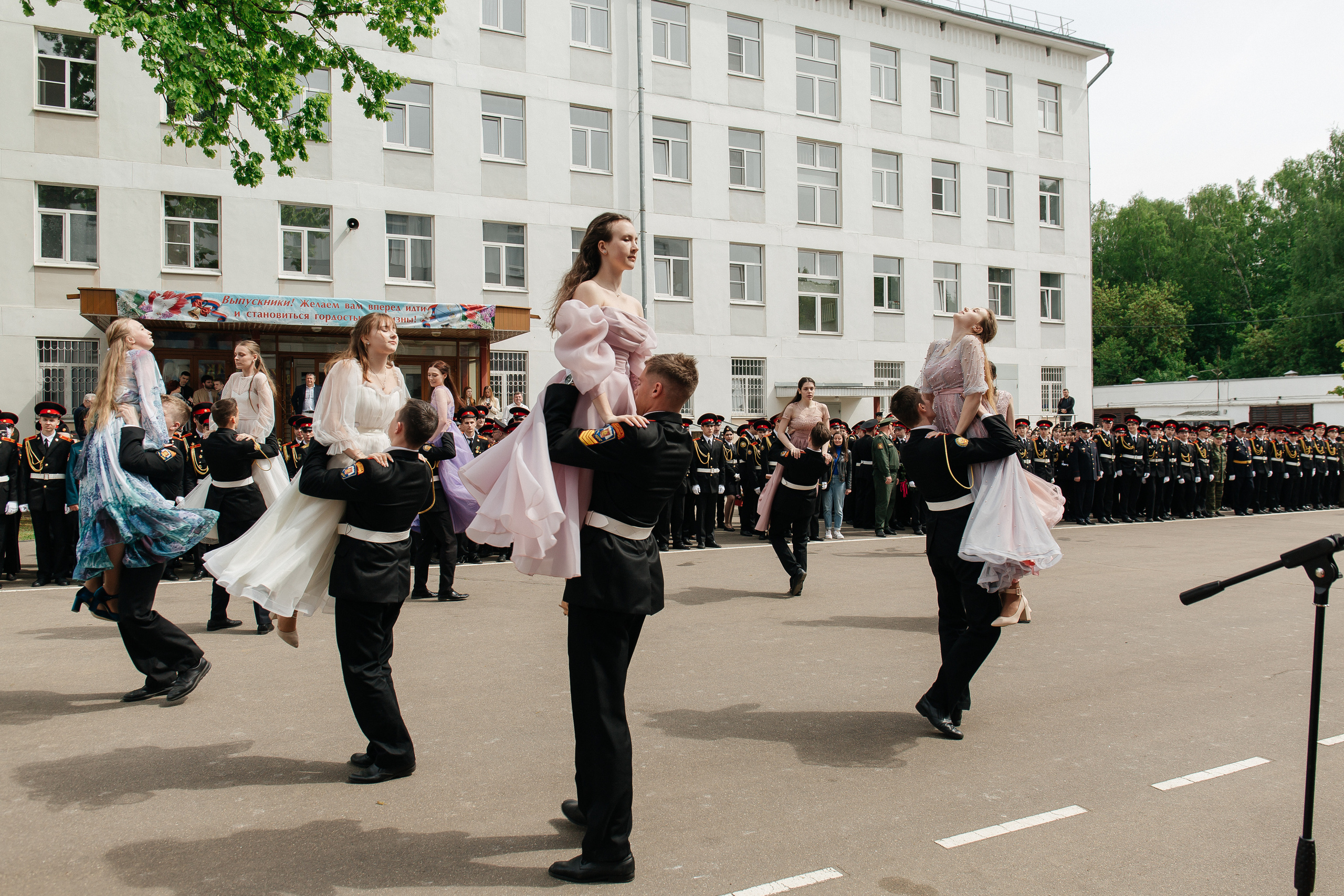 Последний звонок в Кадетском корпусе. Фото Радости. Свадебный и семейный фотограф в Москве Юлия Самойлова