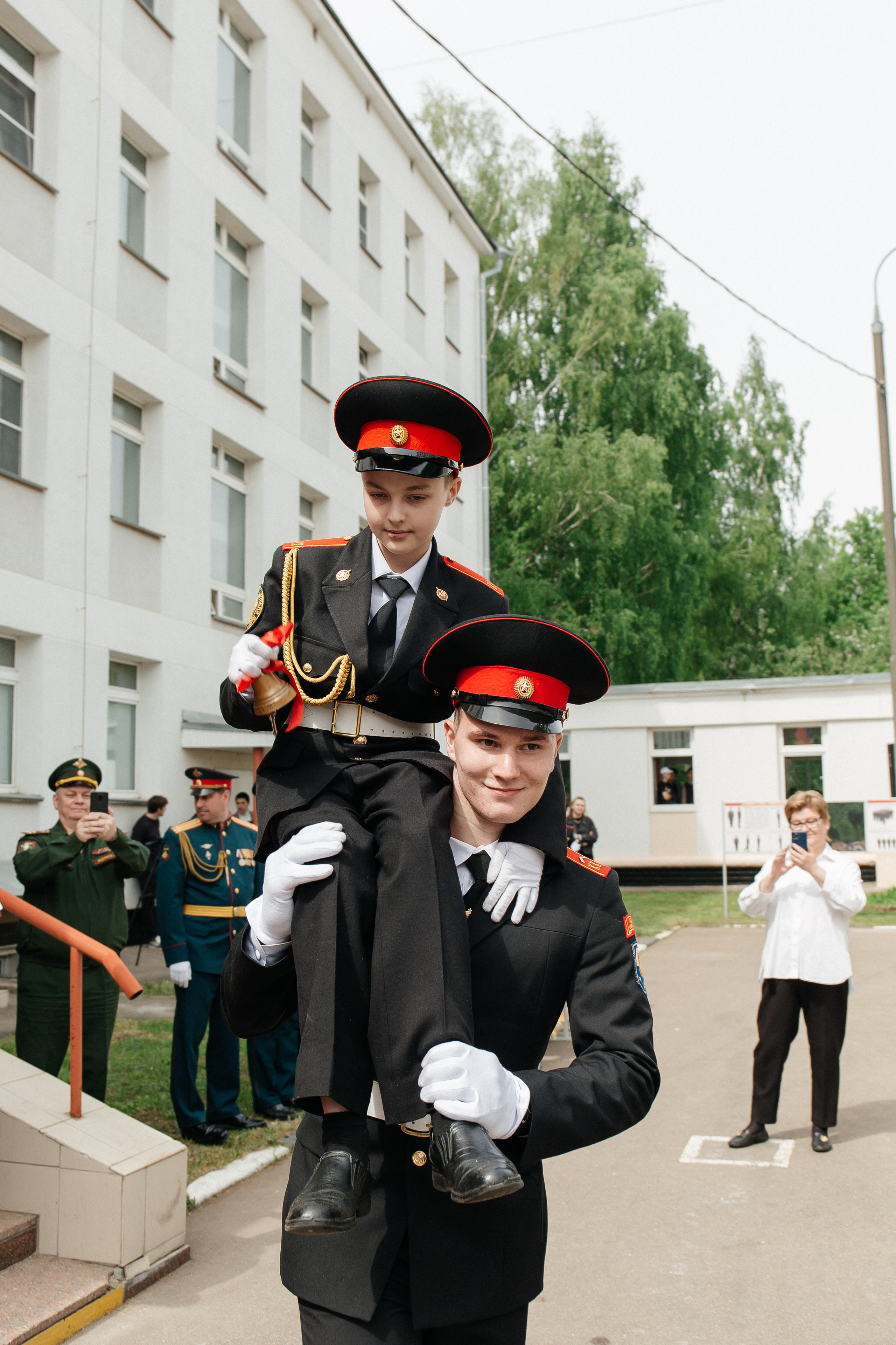 Последний звонок в Кадетском корпусе. Фото Радости. Свадебный и семейный фотограф в Москве Юлия Самойлова
