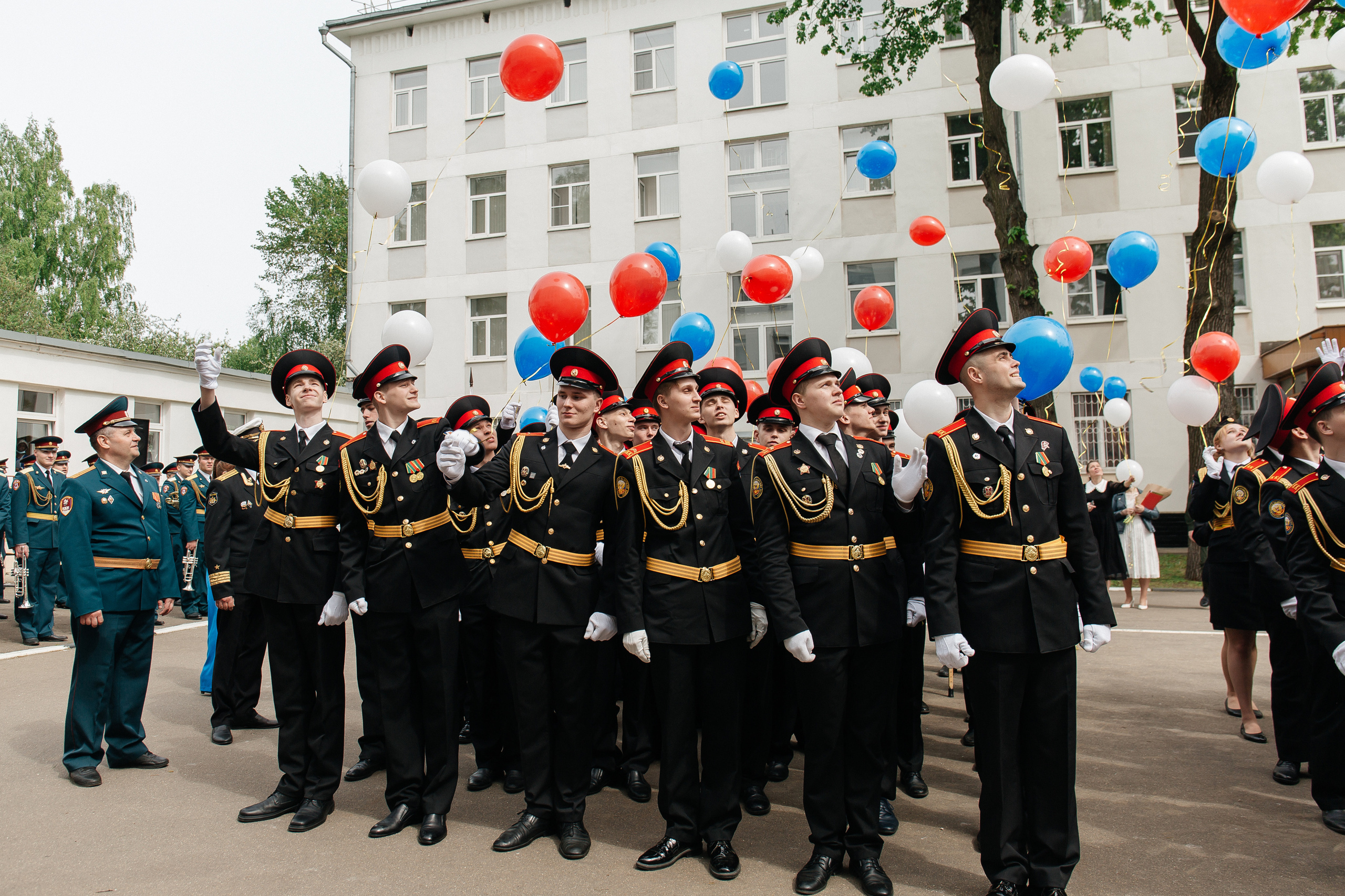 Последний звонок в Кадетском корпусе. Фото Радости. Свадебный и семейный фотограф в Москве Юлия Самойлова