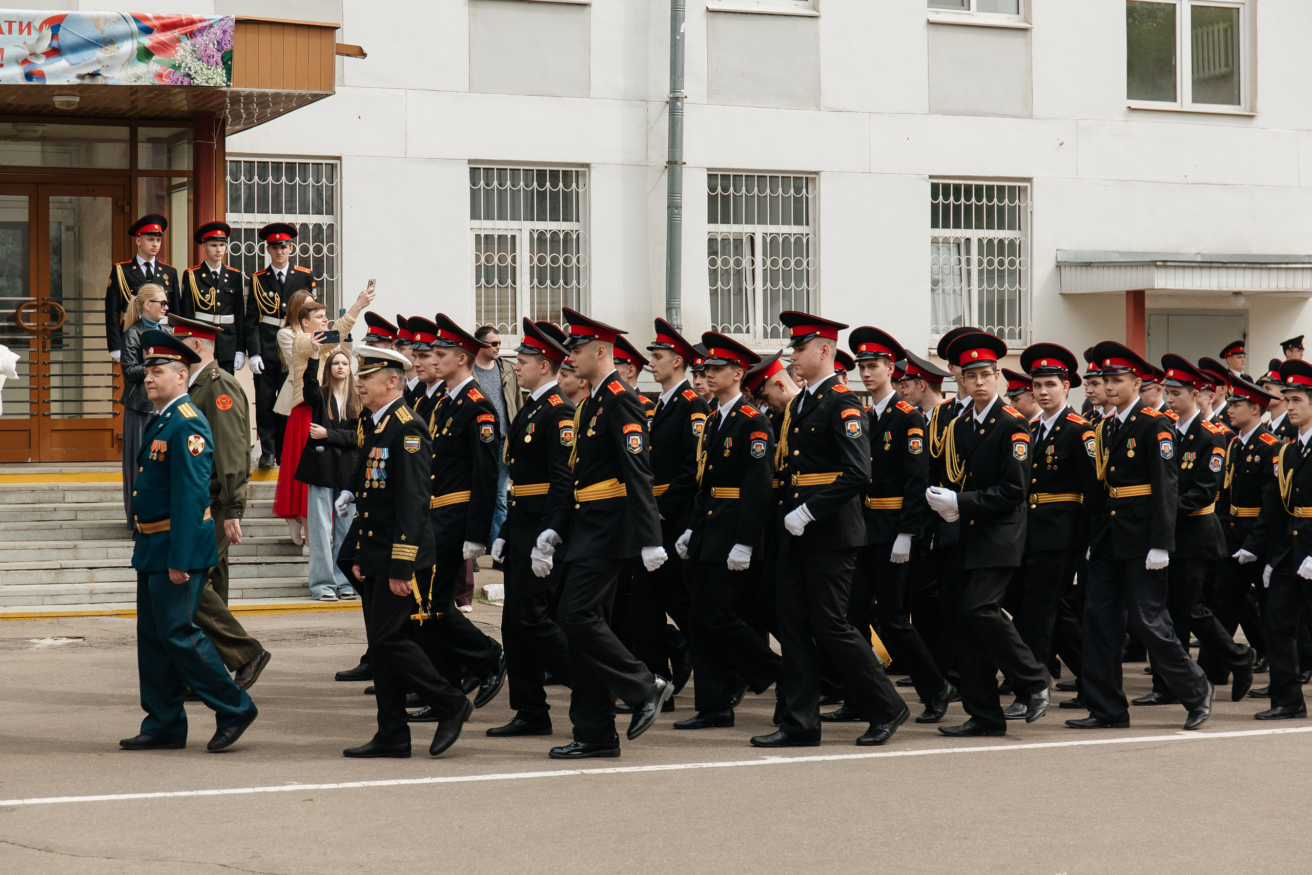 Последний звонок в Кадетском корпусе. Фото Радости. Свадебный и семейный фотограф в Москве Юлия Самойлова