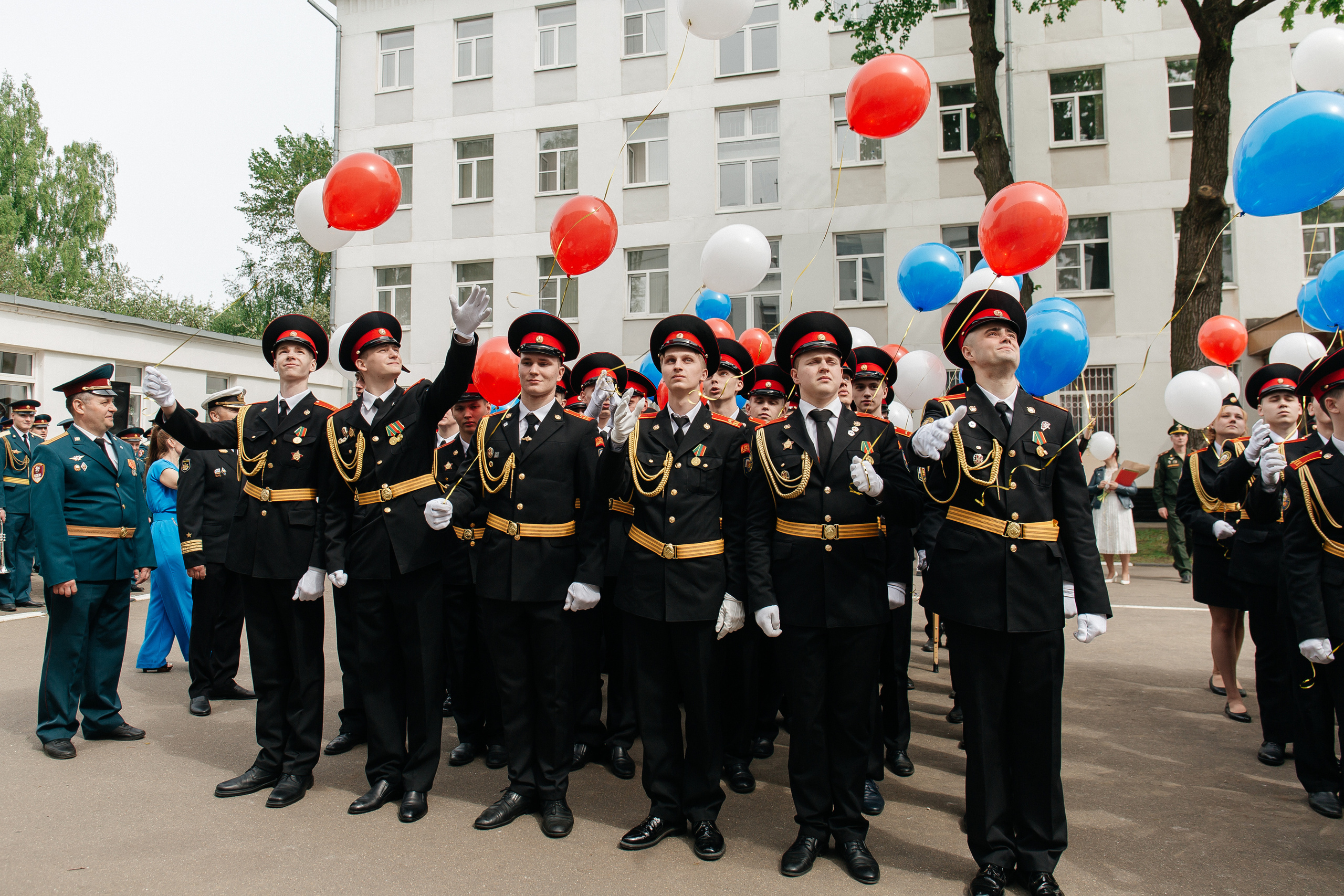 Последний звонок в Кадетском корпусе. Фото Радости. Свадебный и семейный фотограф в Москве Юлия Самойлова